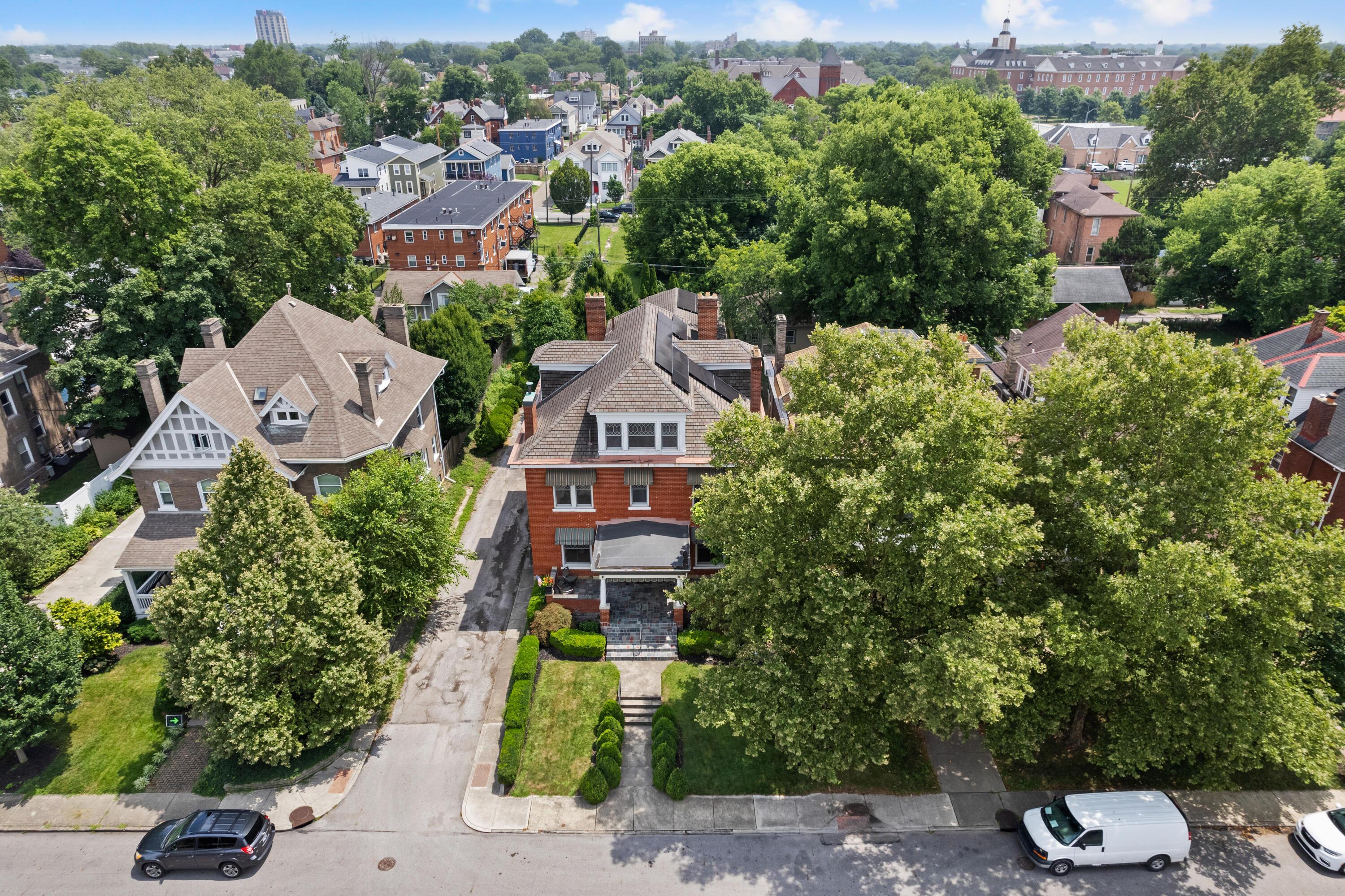 Columbus, Ohio, 43203, United States, 5 Bedrooms Bedrooms, ,4 BathroomsBathrooms,Residential,For Sale,1983824