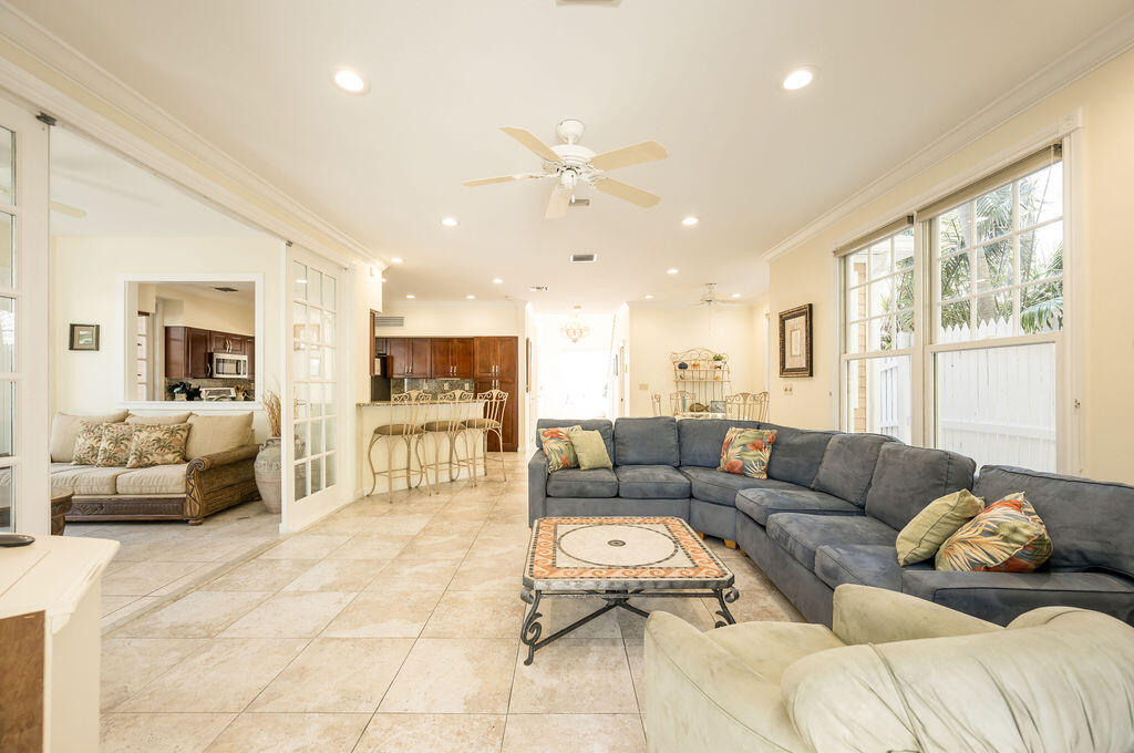 KEY WEST, Florida, 33040, United States, 5 Bedrooms Bedrooms, ,4 BathroomsBathrooms,Residential,For Sale,1847145