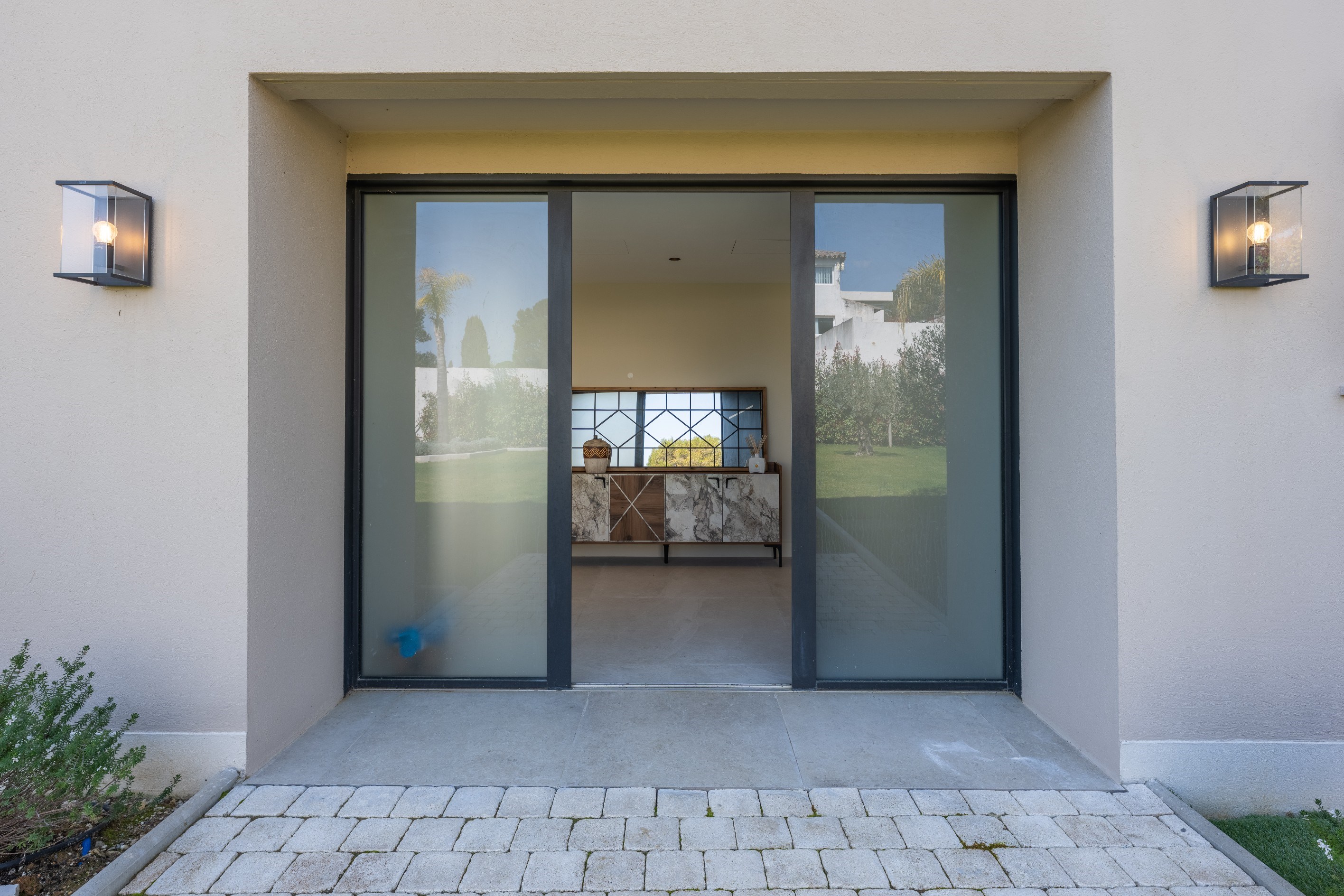  Mouans-Sartoux contemporary villa 280 sqm built in 2021 with pool near Valbonne - 物件實景