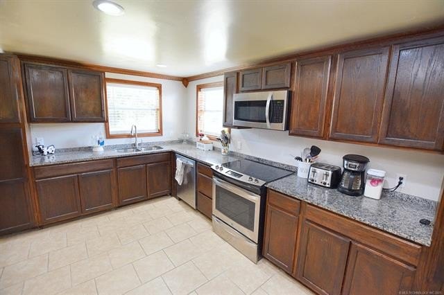 Braggs, Oklahoma, 74423, United States, 3 Bedrooms Bedrooms, ,2 BathroomsBathrooms,Residential,For Sale,1981924