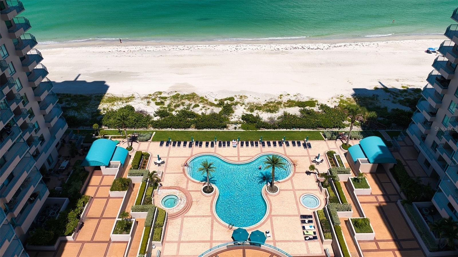 CLEARWATER BEACH, Florida, 33767, United States, 3 Bedrooms Bedrooms, ,3 BathroomsBathrooms,Residential,For Sale,1976506