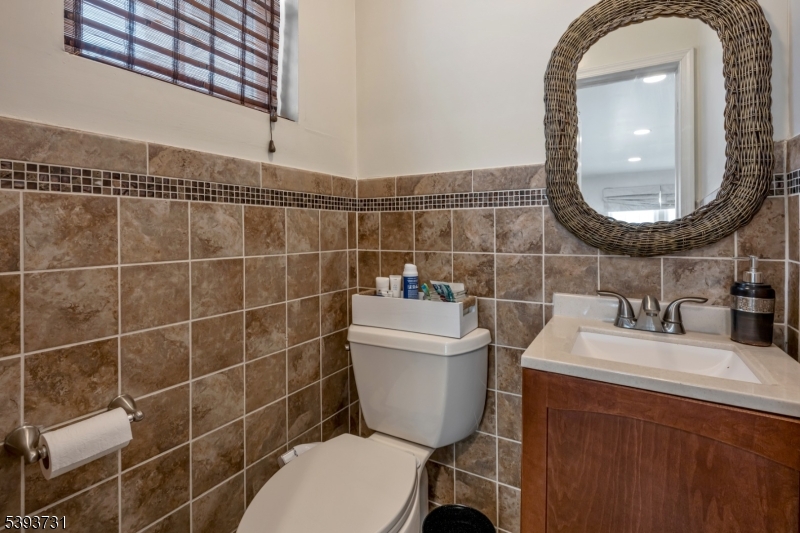 Woodland Park, New Jersey, 07424, United States, 3 Bedrooms Bedrooms, ,3 BathroomsBathrooms,Residential,For Sale,1984808