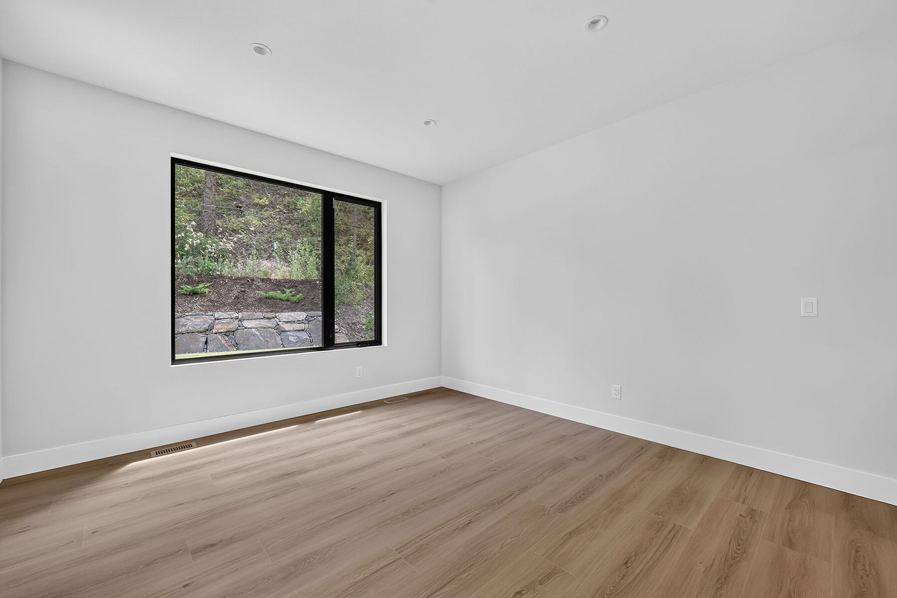  Stylish New Home - 物件實景