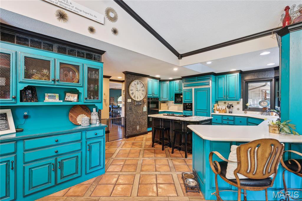 Sullivan, Missouri, 63080, United States, 5 Bedrooms Bedrooms, ,5 BathroomsBathrooms,Residential,For Sale,1906058