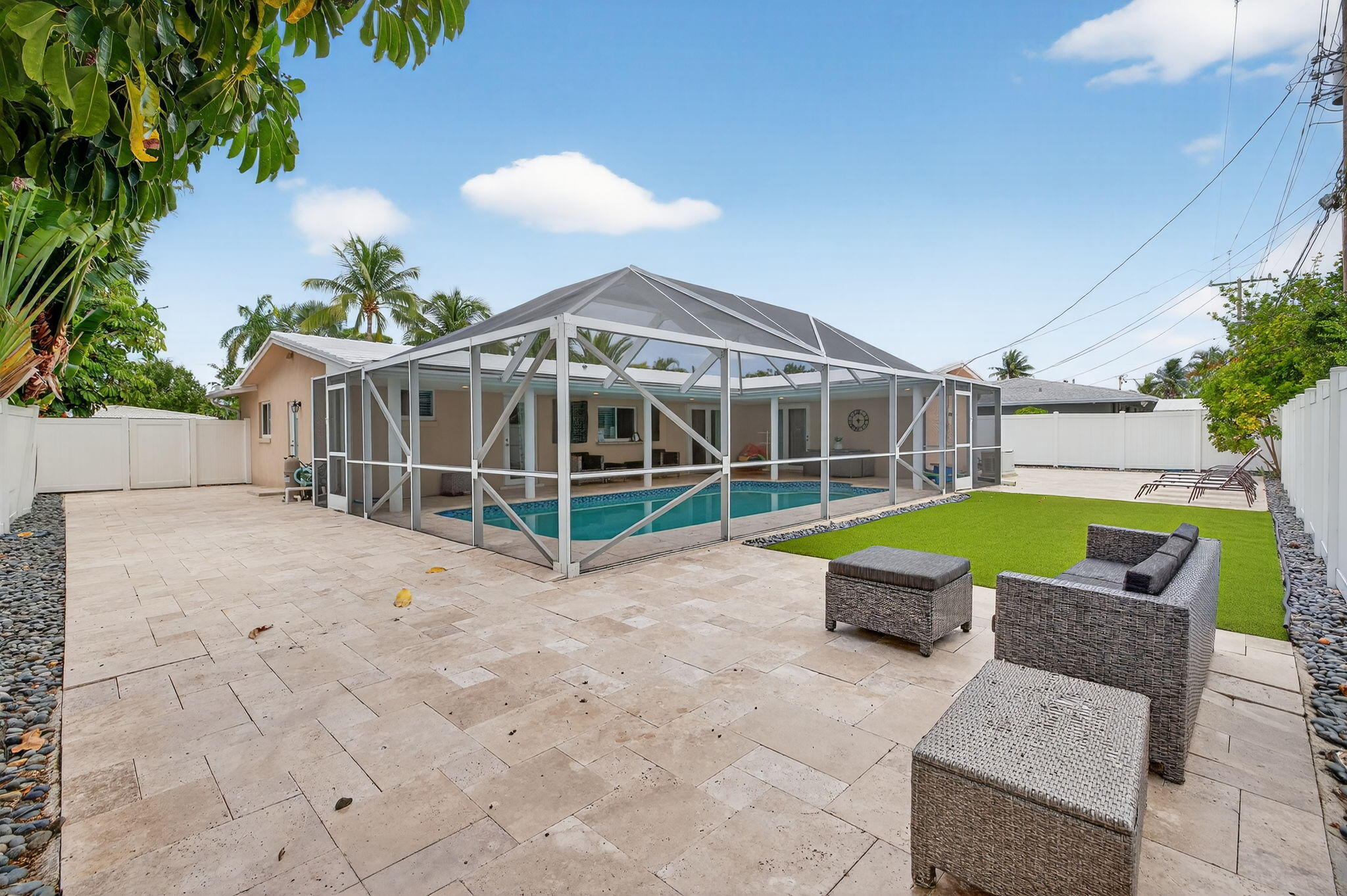 Fort Lauderdale, Florida, 33334, United States, 3 Bedrooms Bedrooms, ,2 BathroomsBathrooms,Residential,For Sale,1940437