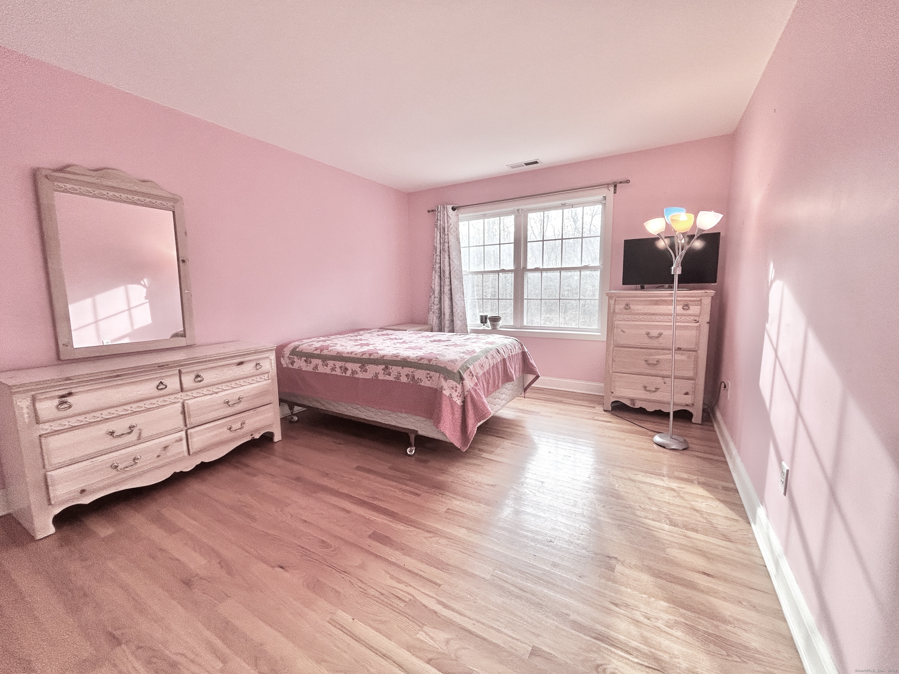 Oxford, Connecticut, 06478, United States, 4 Bedrooms Bedrooms, ,3 BathroomsBathrooms,Residential,For Sale,1993487