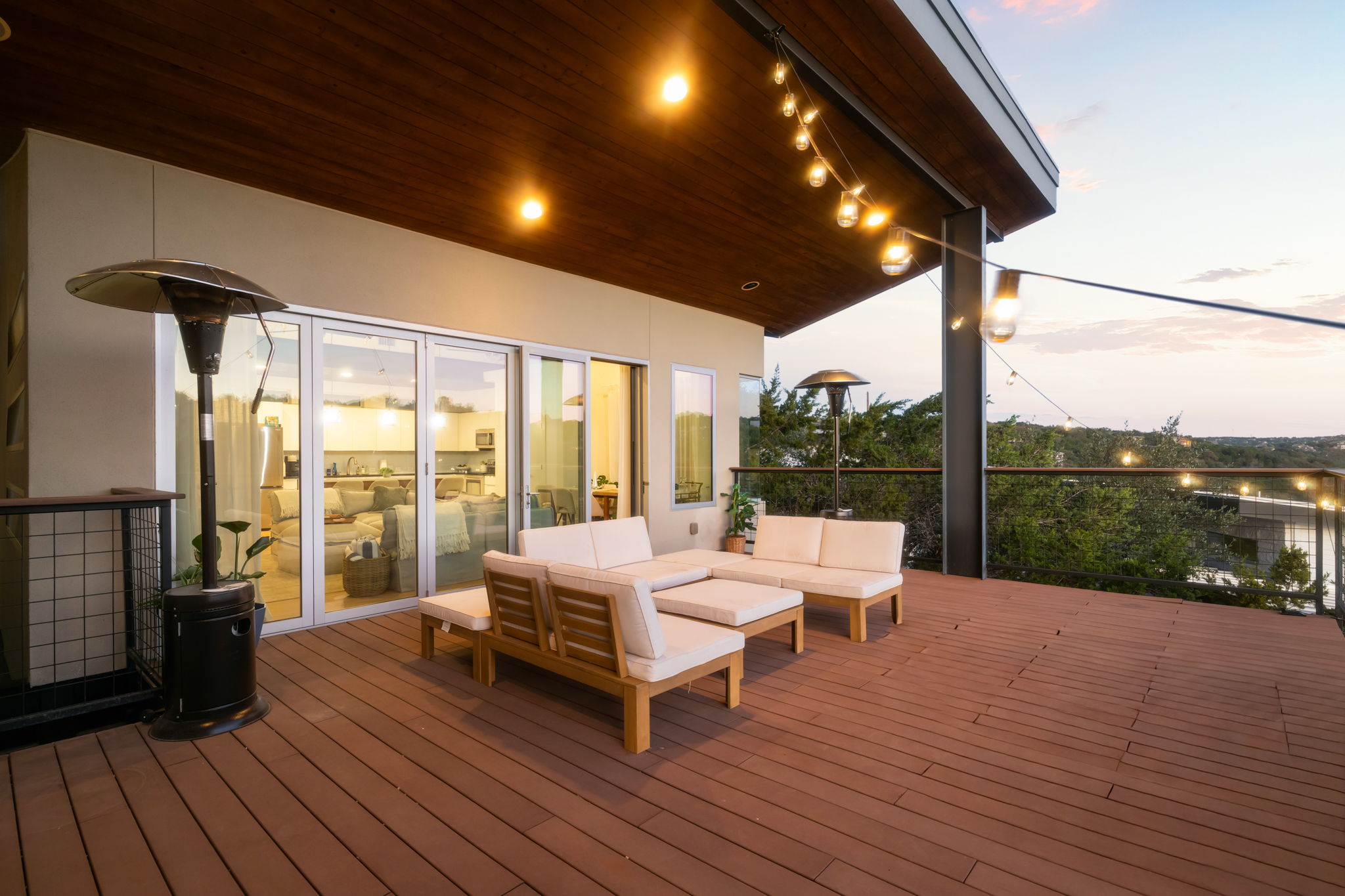  Modern Canyon Retreat Designed for Sunset Living - 物件實景