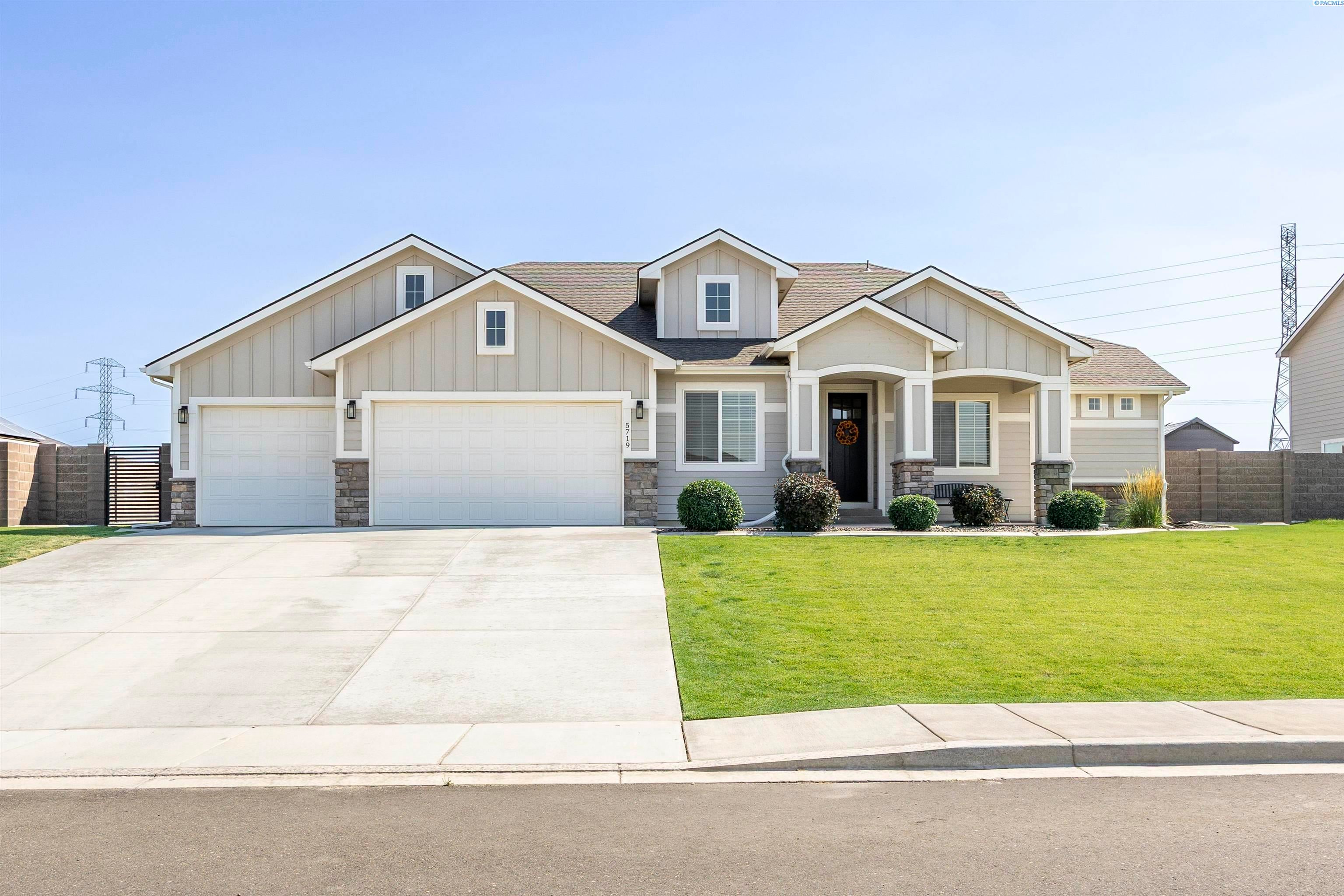 Kennewick, Washington, 99338, United States, 4 Bedrooms Bedrooms, ,3 BathroomsBathrooms,Residential,For Sale,1977201