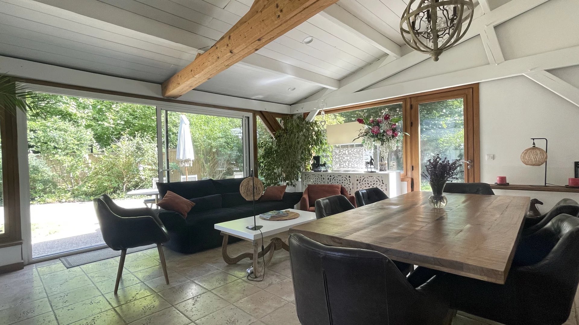 Bois-le-Roi, Île-de-France, 77590, FR, 4 Bedrooms Bedrooms, ,2 BathroomsBathrooms,Residential,For Sale,1986489