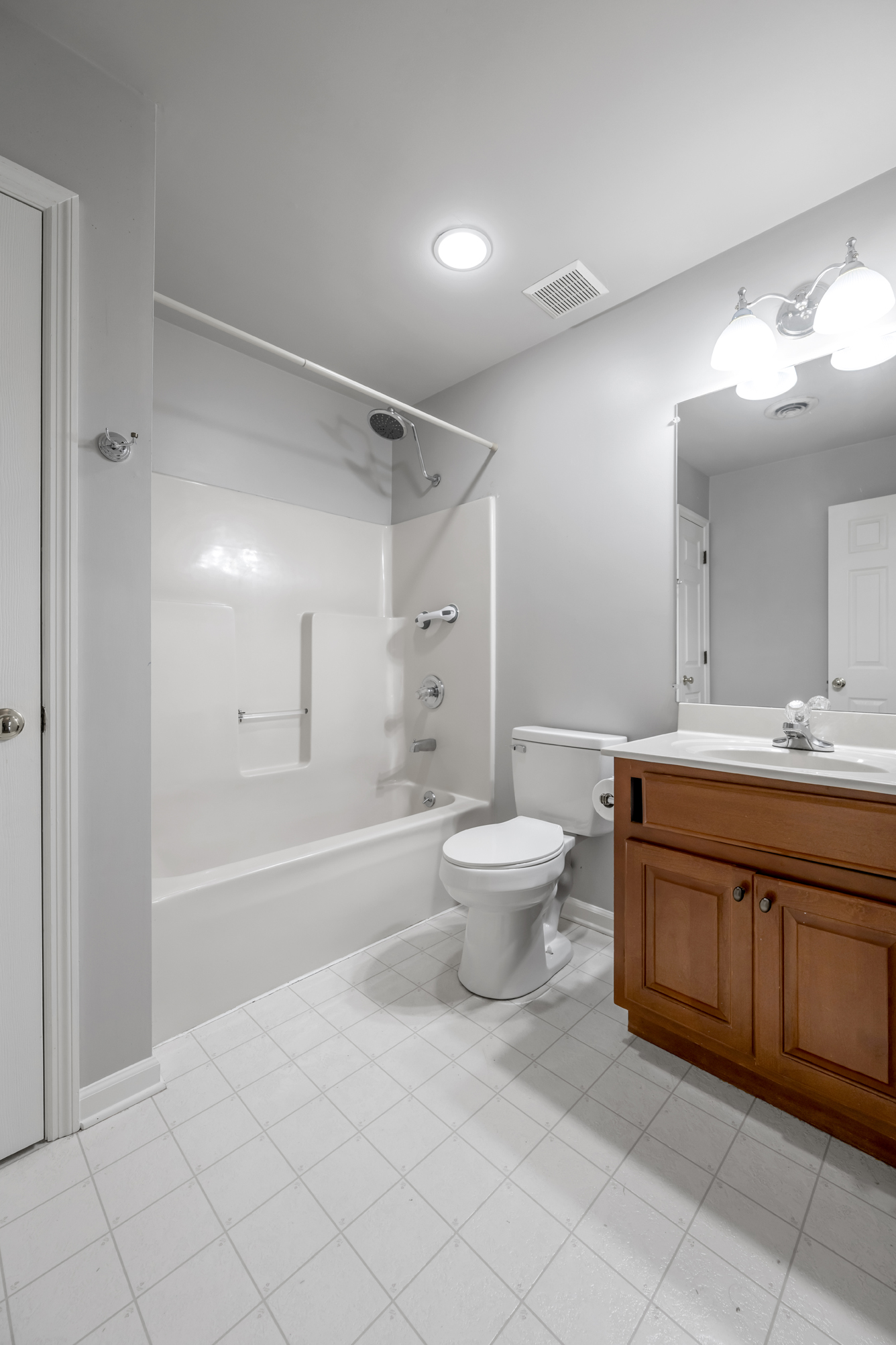  605 Keene-Way Drive - 物件實景