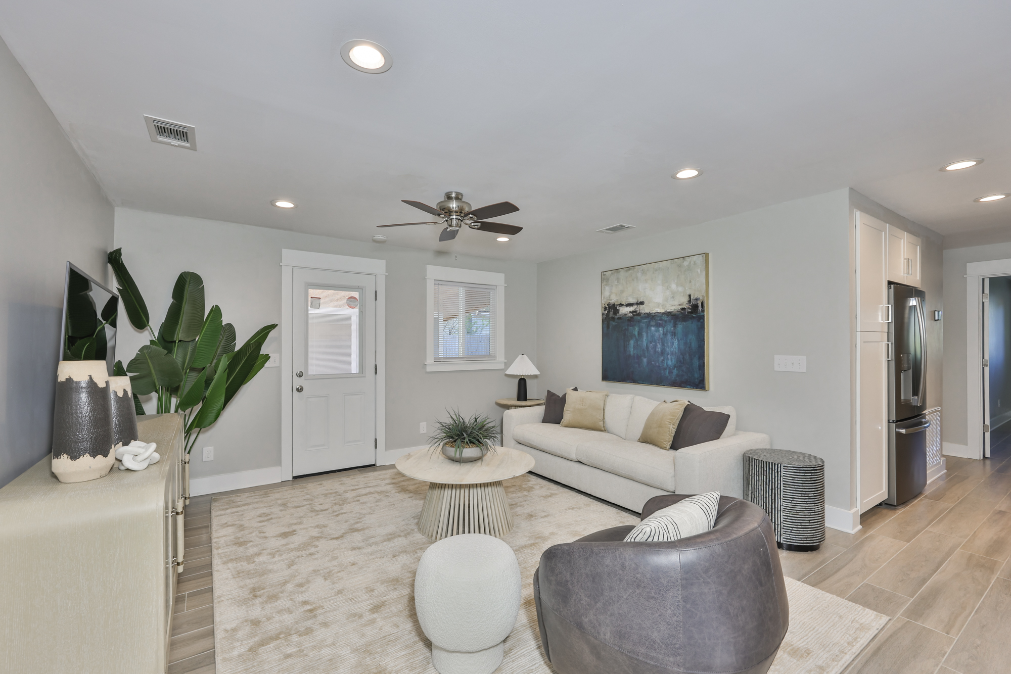 Tampa, Florida, 33616, United States, 3 Bedrooms Bedrooms, ,2 BathroomsBathrooms,Residential,For Sale,2009255