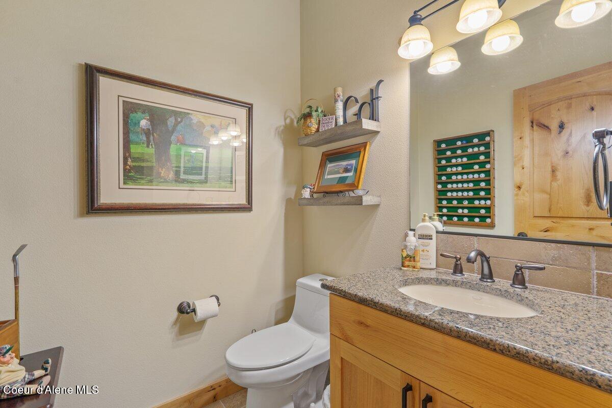 Blanchard, Idaho, 83804, United States, 2 Bedrooms Bedrooms, ,4 BathroomsBathrooms,Residential,For Sale,2040699