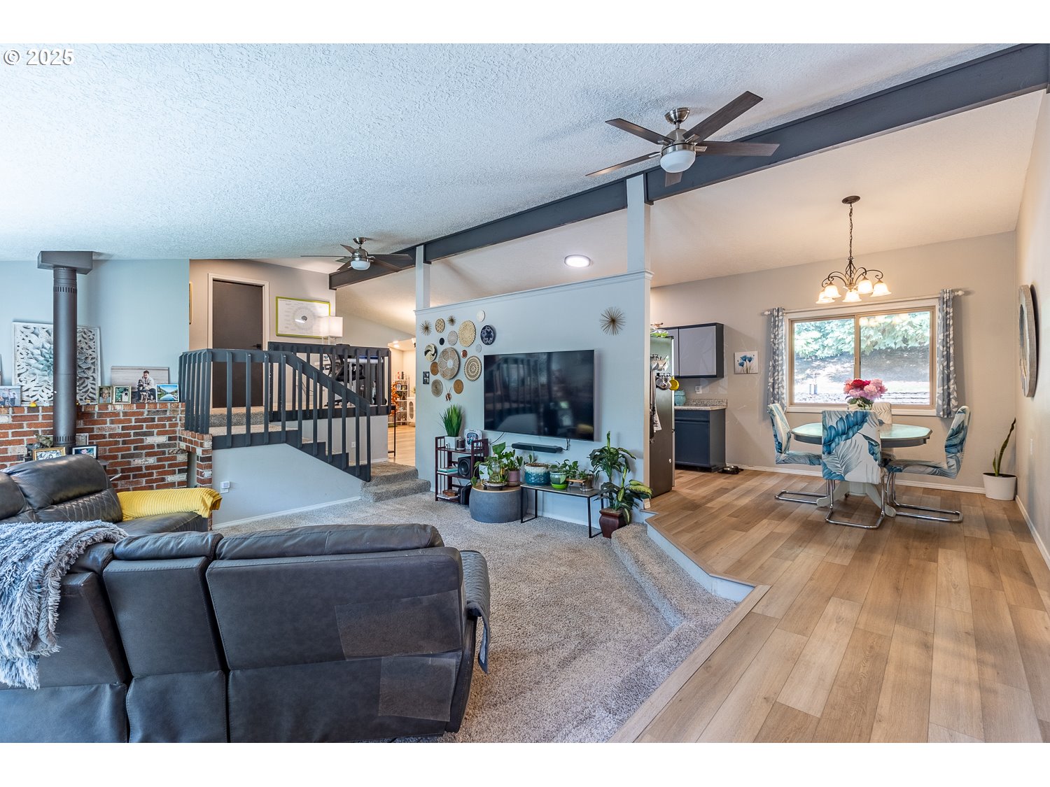 Vancouver, Washington, 98663, United States, 4 Bedrooms Bedrooms, ,2 BathroomsBathrooms,Residential,For Sale,1848237