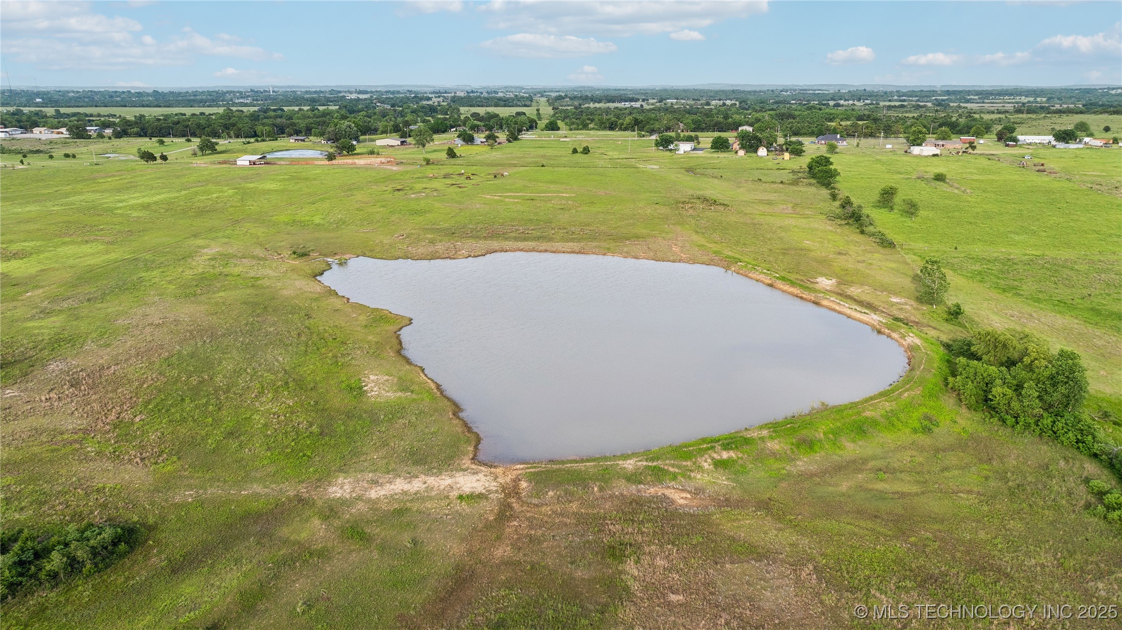 Cushing, Oklahoma, 74023, United States, 1 Bedroom Bedrooms, ,2 BathroomsBathrooms,Residential,For Sale,1840367