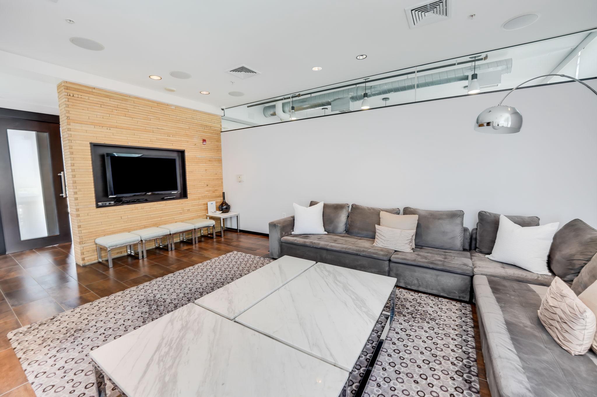 12025 New Dominion Parkway, Reston, VA, 20190 - 物件實景