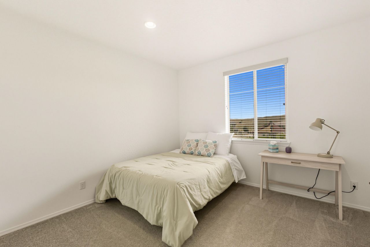 Albuquerque, New Mexico, 87120, United States, 5 Bedrooms Bedrooms, ,4 BathroomsBathrooms,Residential,For Sale,1957910