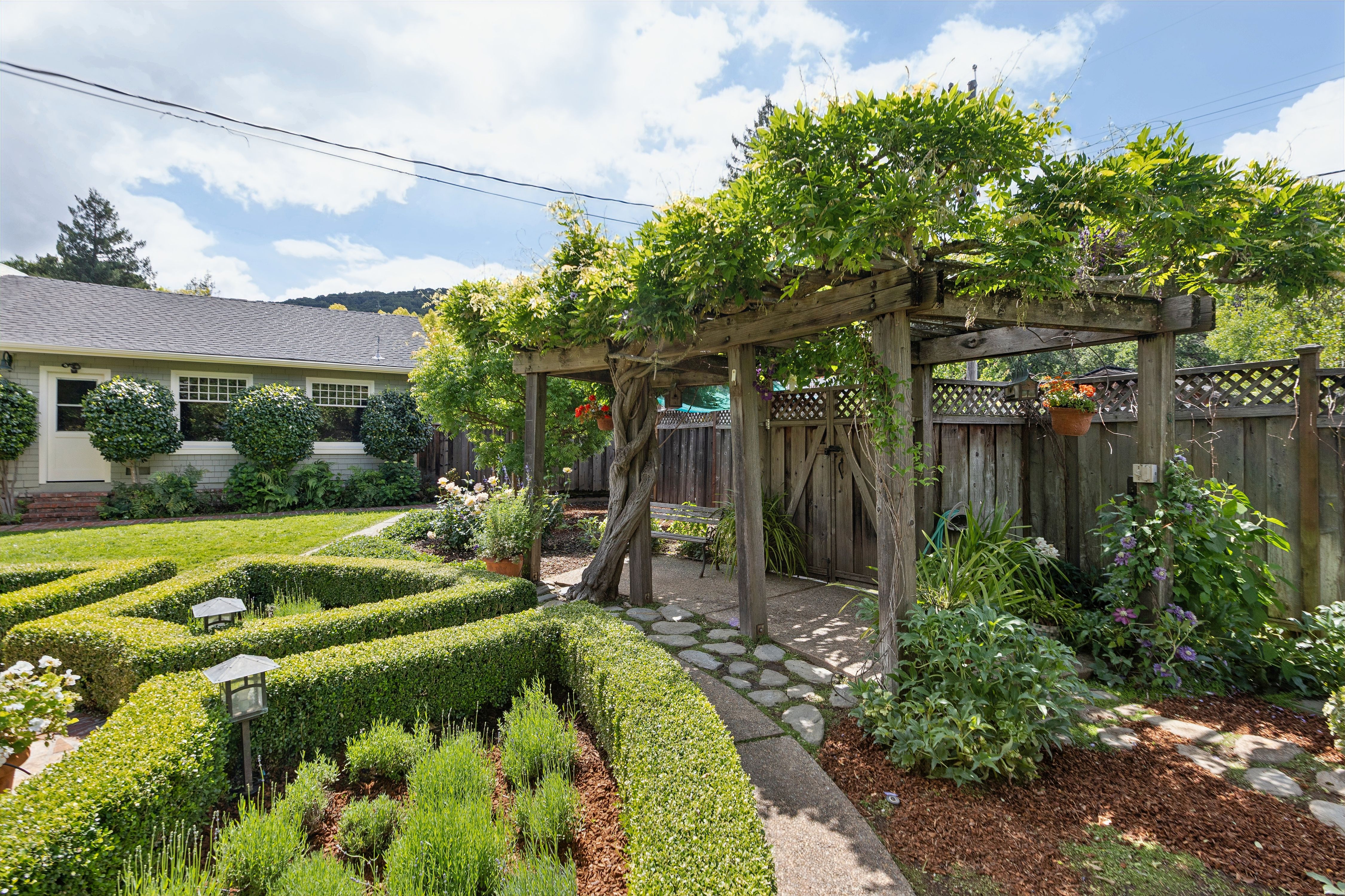  Timeless Los Gatos Craftsman in Premier Downtown Location - 物件實景