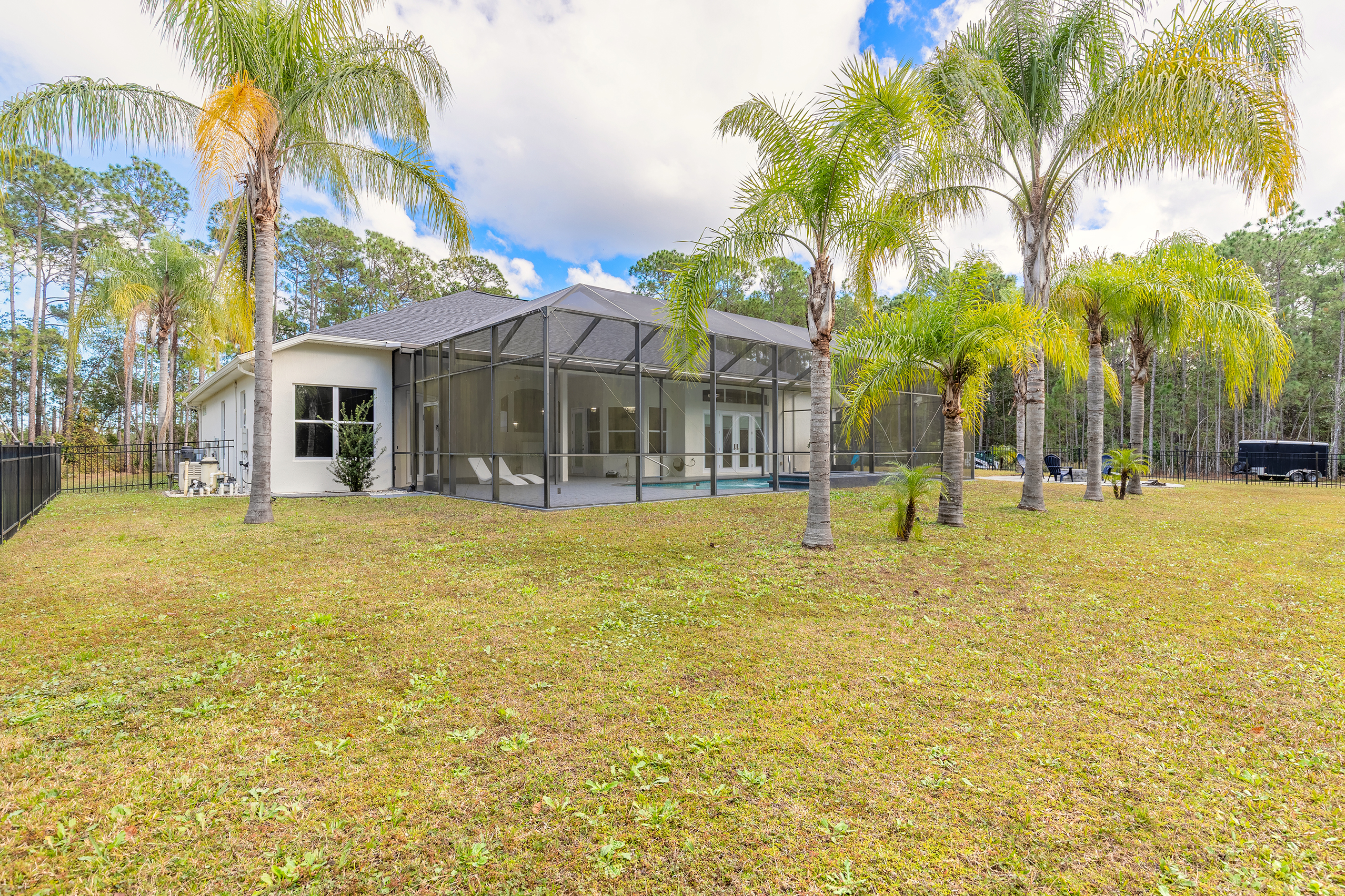 Daytona Beach, Florida, 32124, United States, 5 Bedrooms Bedrooms, ,4 BathroomsBathrooms,Residential,For Sale,2006264