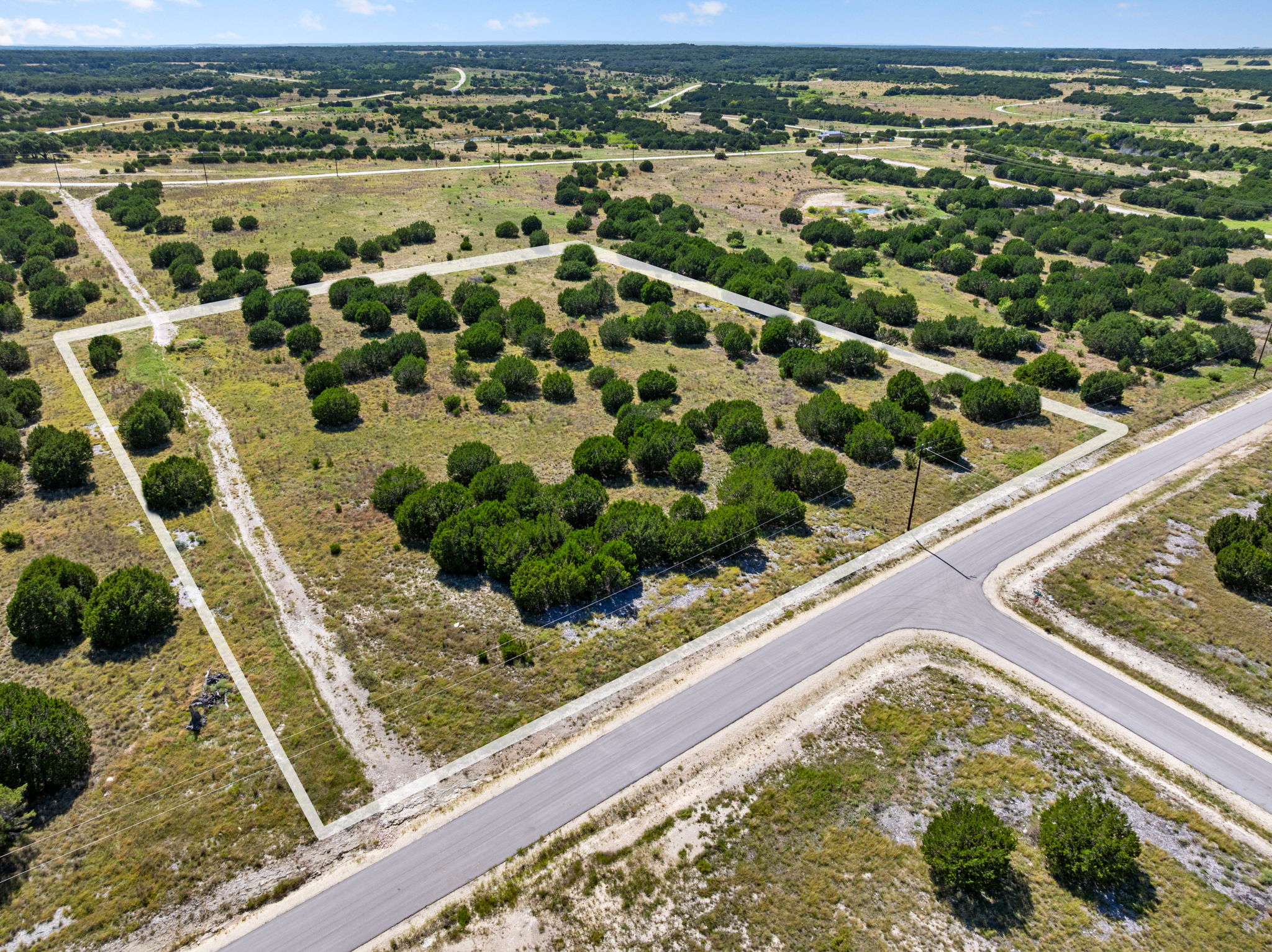  5 Acres  Gated Community & Scenic Views - 物件實景