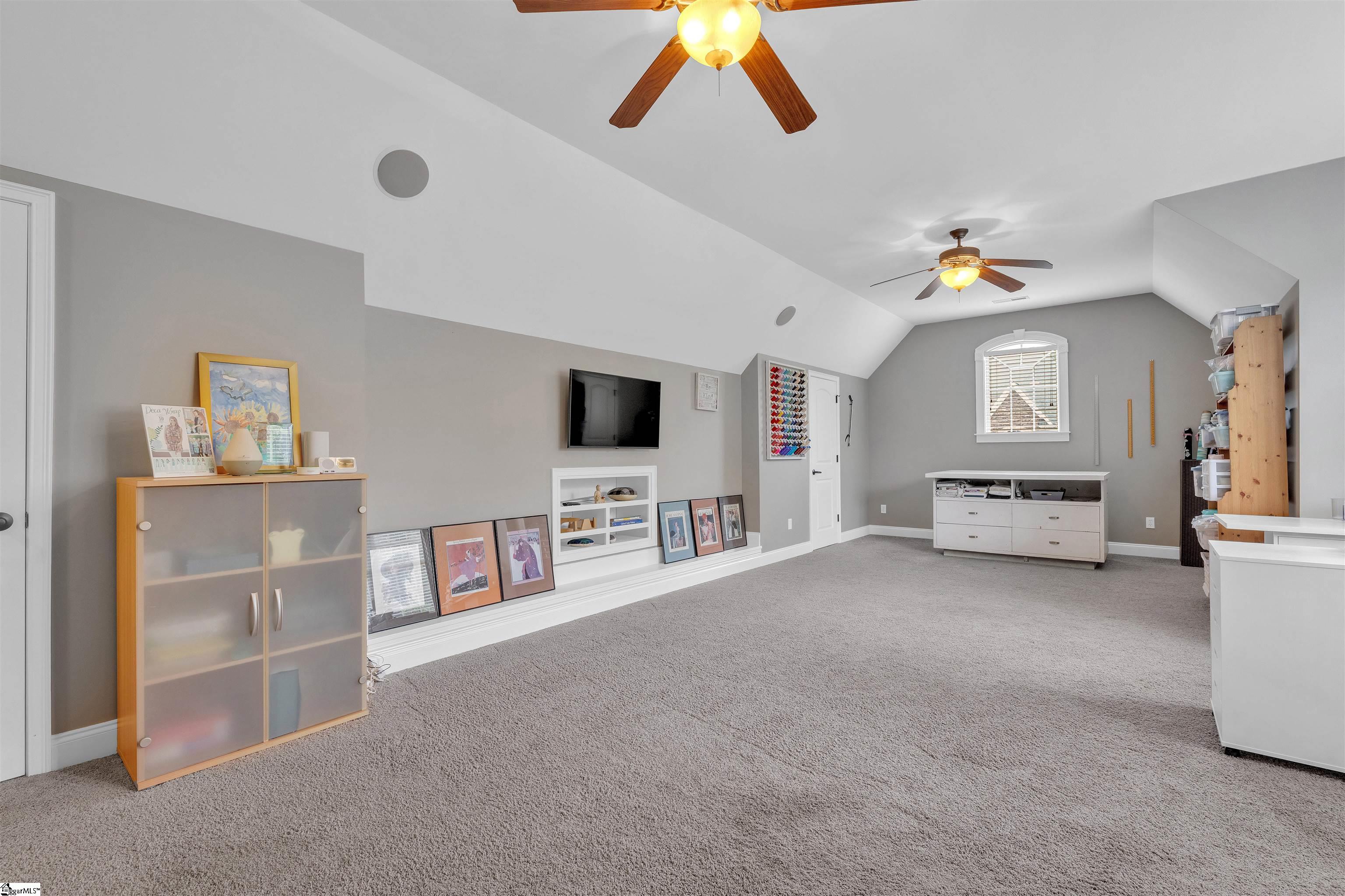 Spartanburg, South Carolina, 29301, United States, 5 Bedrooms Bedrooms, ,4 BathroomsBathrooms,Residential,For Sale,1913407