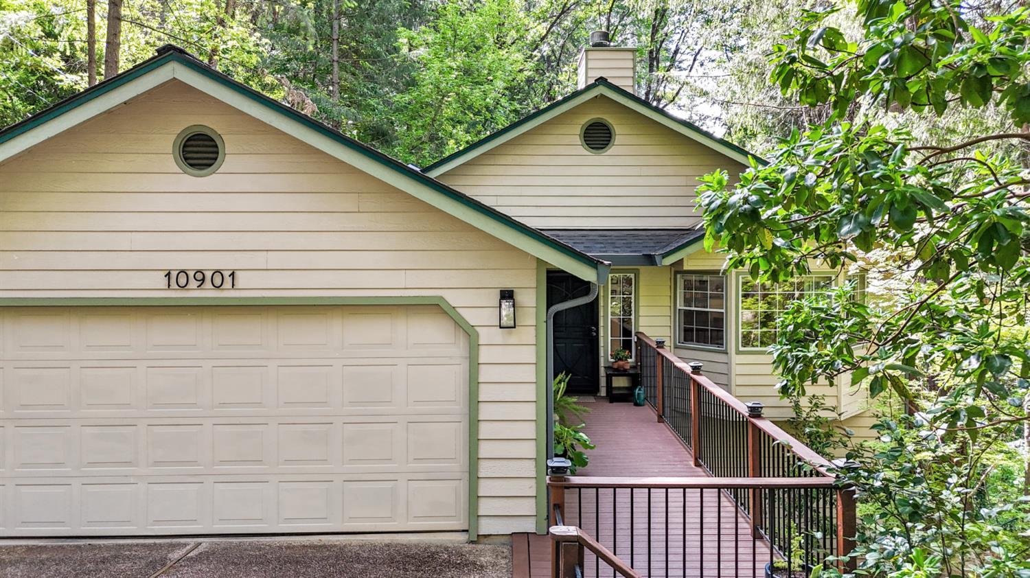 Grass Valley, California, 95945, United States, 3 Bedrooms Bedrooms, ,2 BathroomsBathrooms,Residential,For Sale,1944536