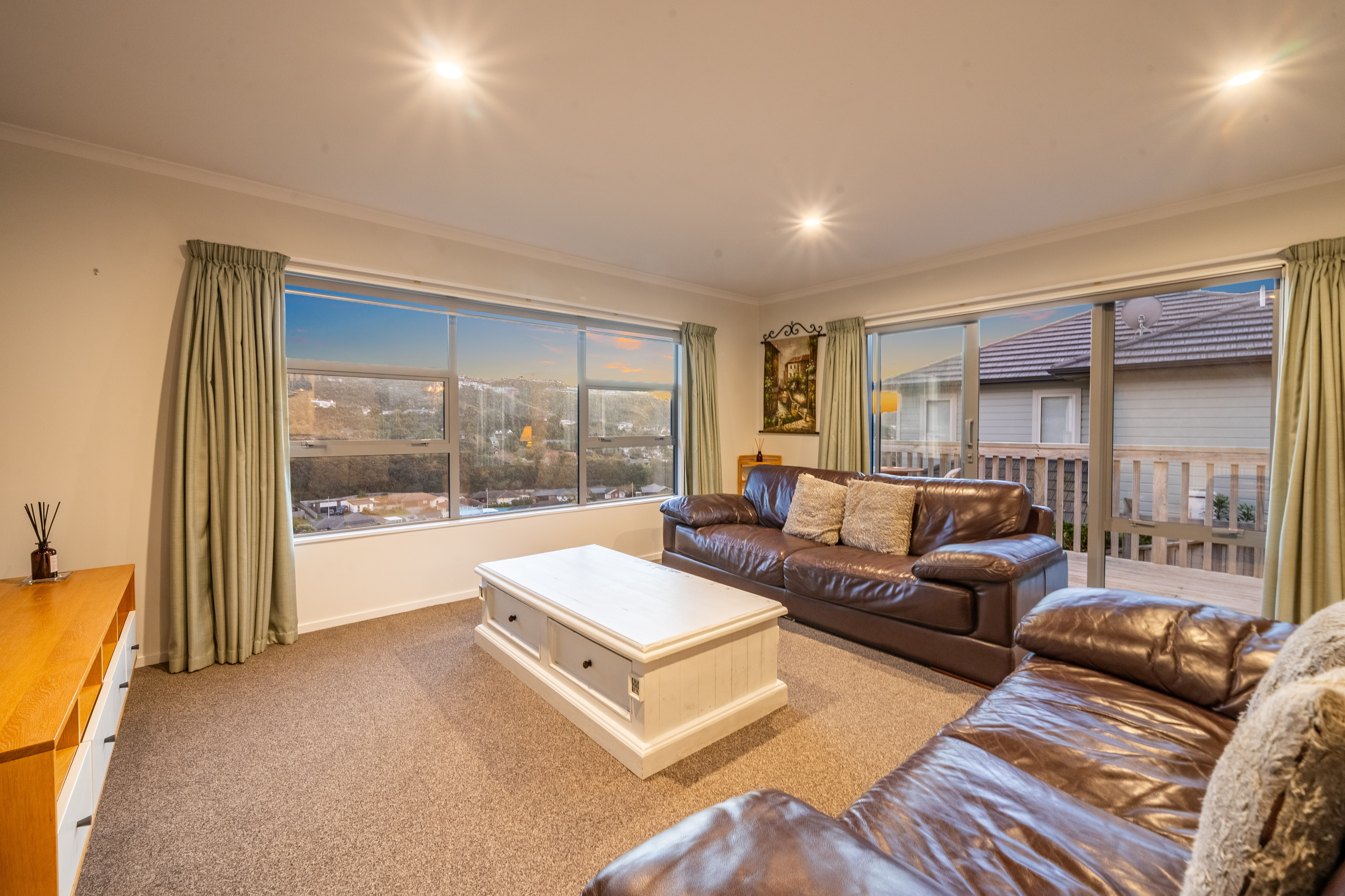  6 Bluejacket Place, Whitby, Porirua - 物件實景