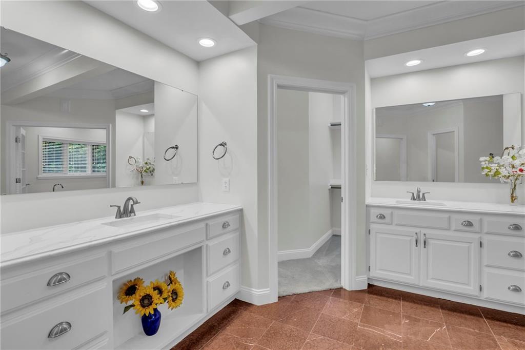 Lawrence, Kansas, 66049, United States, 5 Bedrooms Bedrooms, ,5 BathroomsBathrooms,Residential,For Sale,1848168