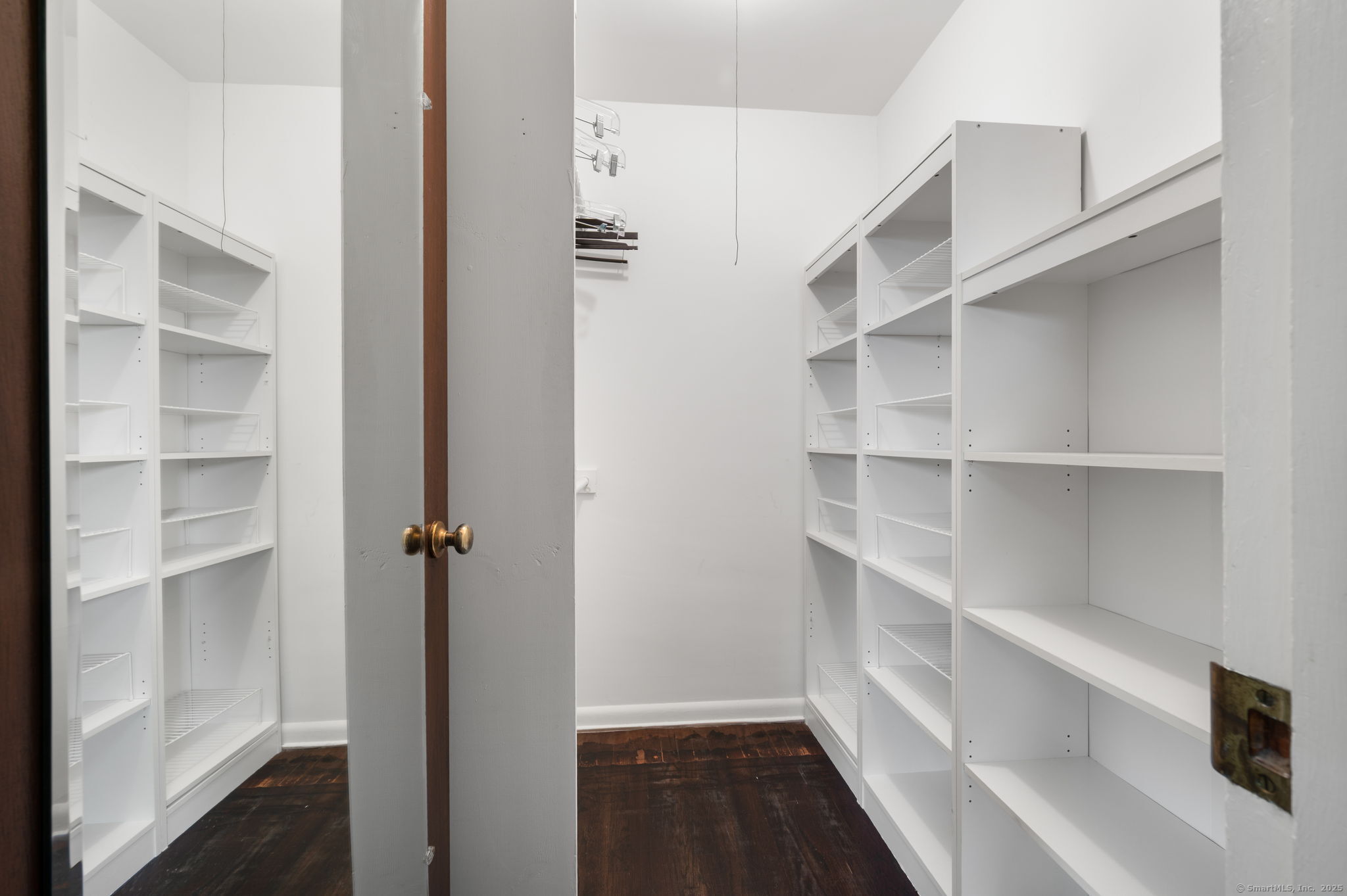 New London, Connecticut, 06320, United States, 3 Bedrooms Bedrooms, ,Residential,For Sale,1942755