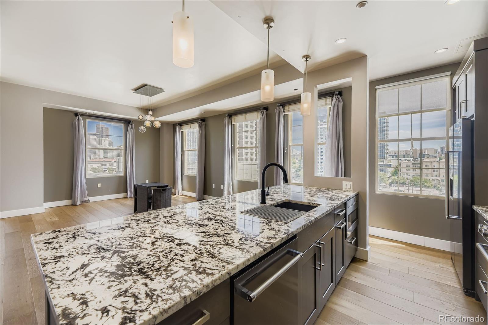 Denver, Colorado, 80204, United States, 2 Bedrooms Bedrooms, ,1 BathroomBathrooms,Residential,For Sale,1989232