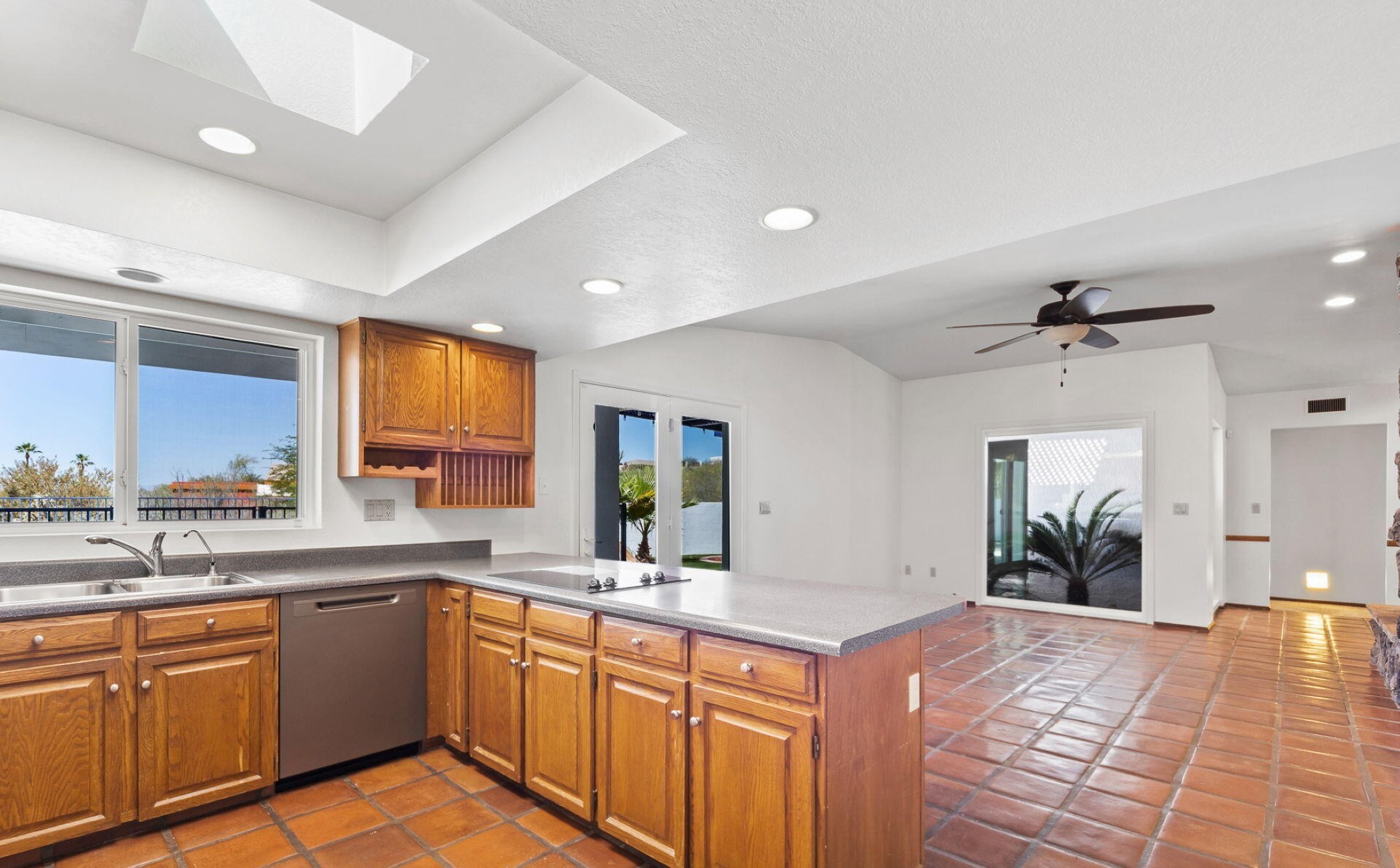  4581 N Avenida Del Cazador, Tucson, AZ 85718 - 物件實景