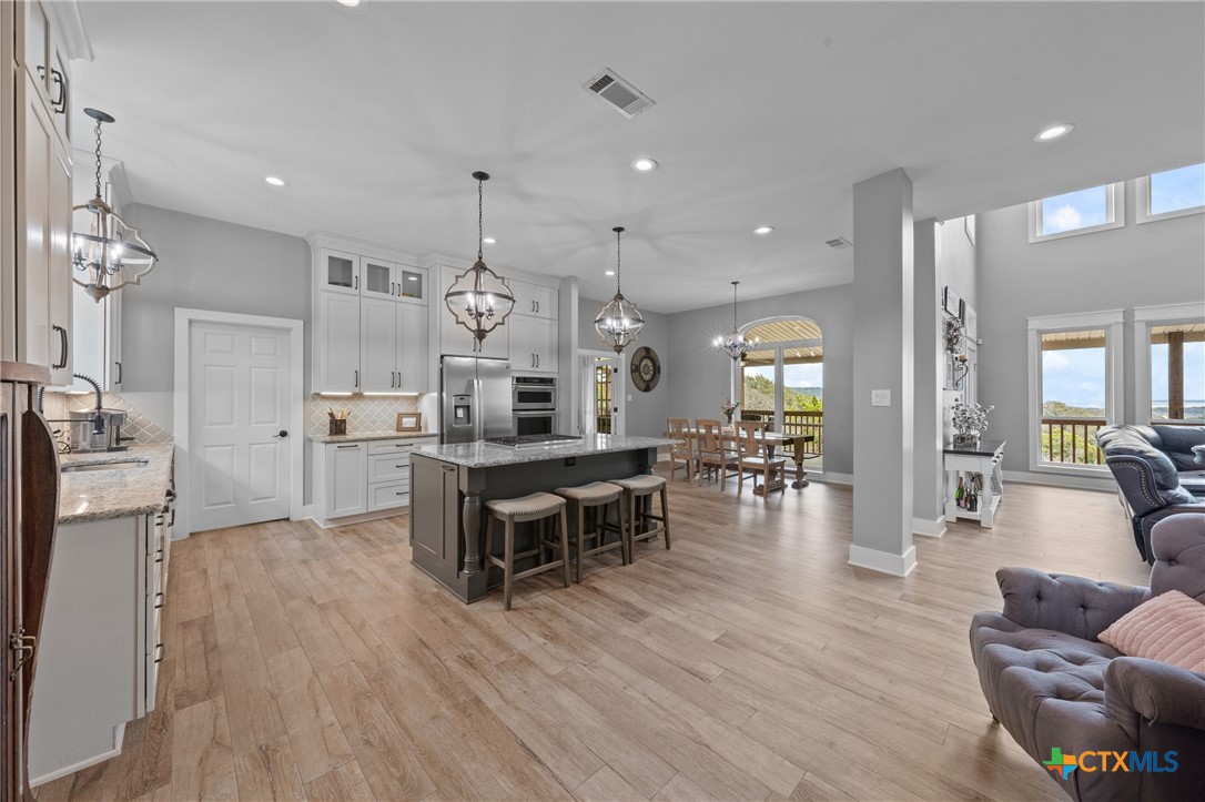 Belton, Texas, 76513, United States, 4 Bedrooms Bedrooms, ,3 BathroomsBathrooms,Residential,For Sale,1989354