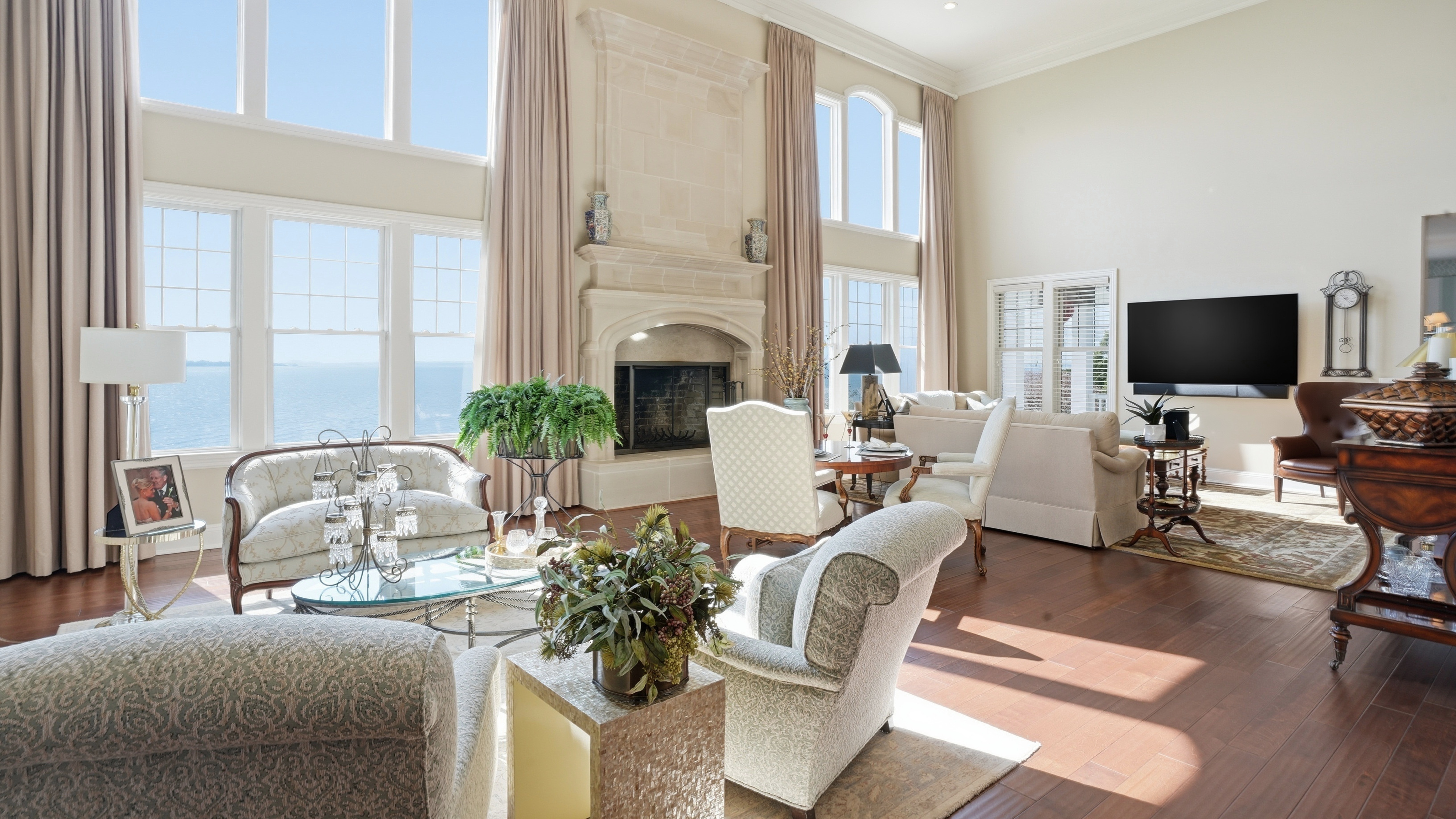  40 Pembroke Drive, Glen Cove, NY, 11542 - 物件實景