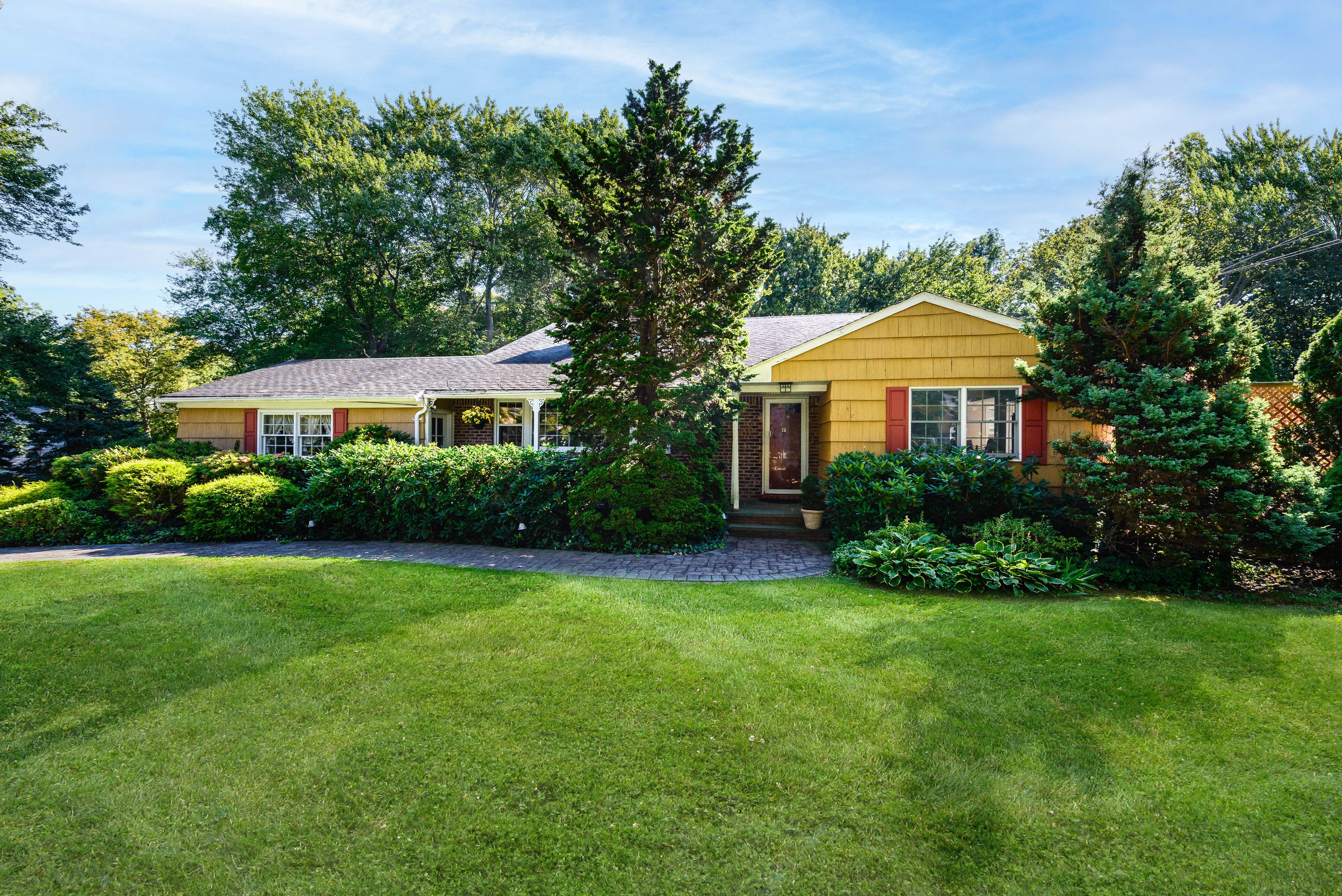 30 Greenhill Lane,Huntington, NY, 11743 