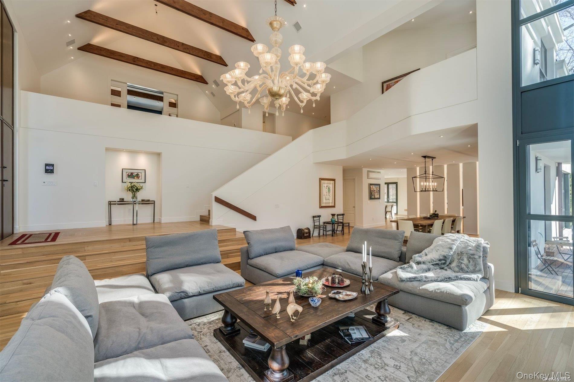  8 Frost Creek Dr, Locust Valley, NY, 11560 - 物件實景
