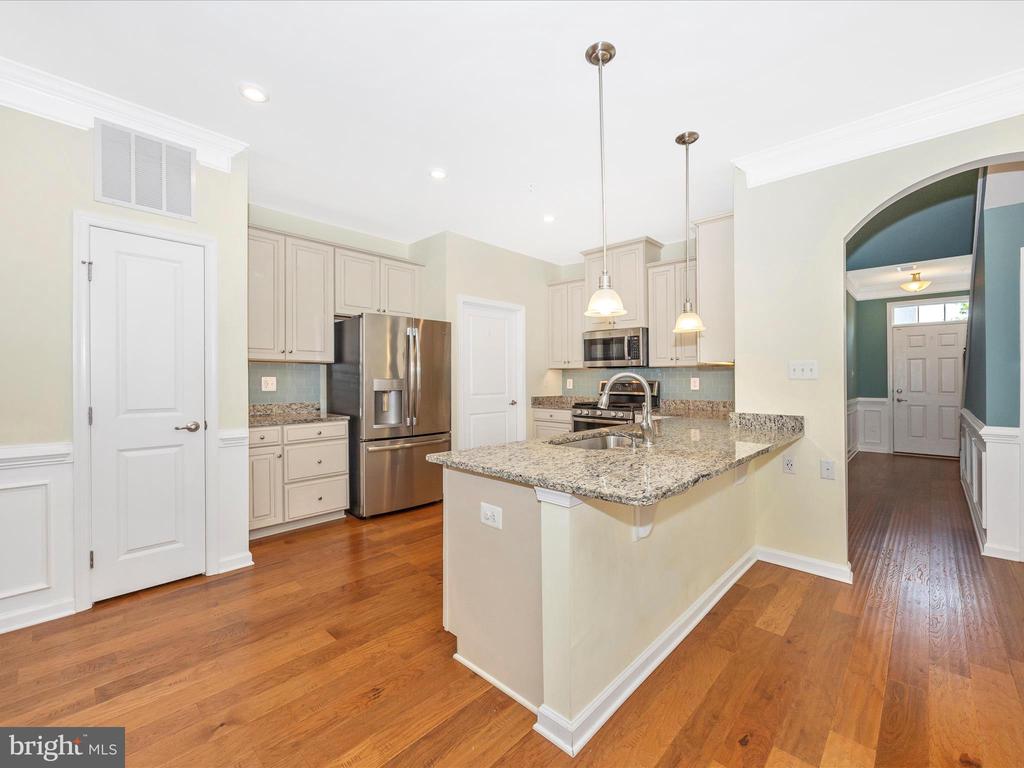 Frederick, Maryland, 21703, United States, 3 Bedrooms Bedrooms, ,3 BathroomsBathrooms,Residential,For Sale,1935549