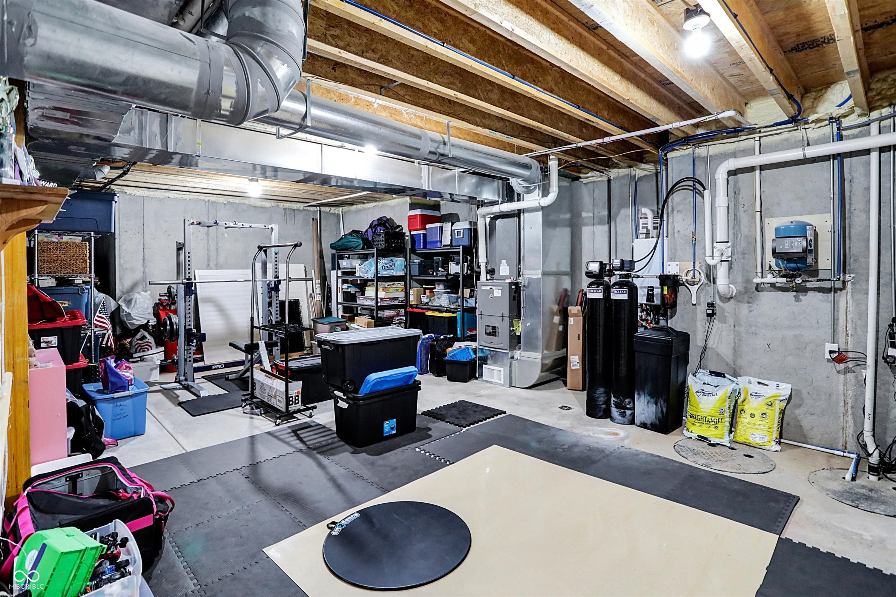 Greenwood, Indiana, 46143, United States, 4 Bedrooms Bedrooms, ,3 BathroomsBathrooms,Residential,For Sale,1974469