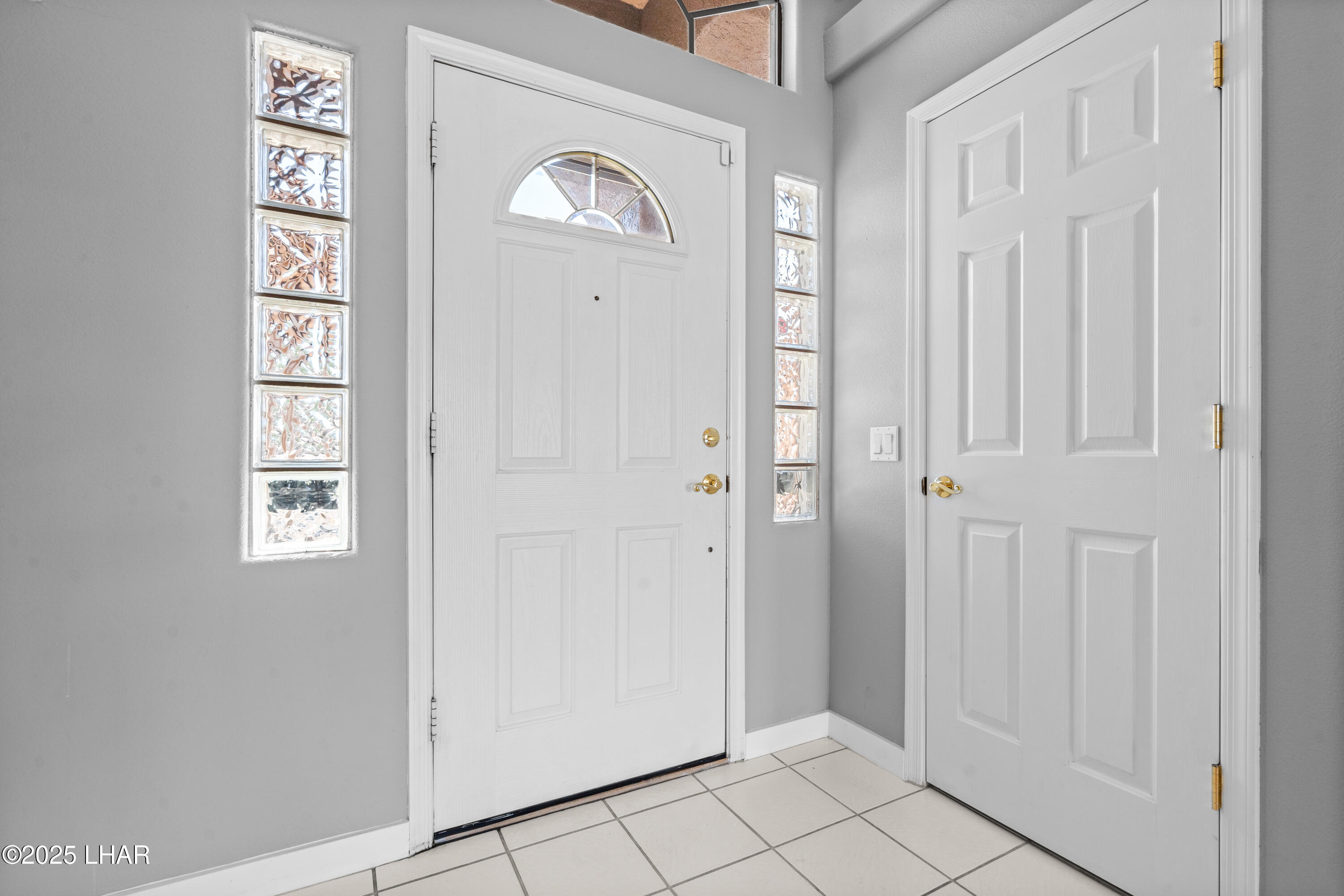 Lake Havasu City, Arizona, 86404, United States, 3 Bedrooms Bedrooms, ,Residential,For Sale,1988180