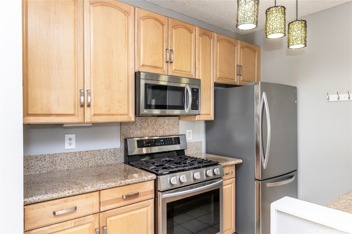 Ewa Beach, Hawaii, 96706, United States, 2 Bedrooms Bedrooms, ,2 BathroomsBathrooms,Residential,For Sale,1699777