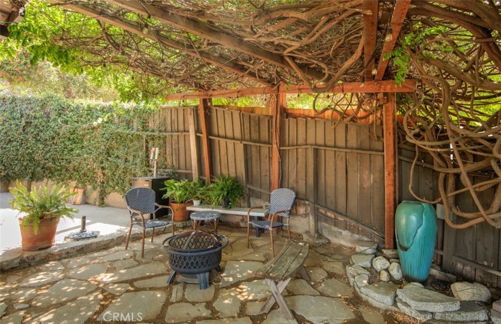Los Angeles, California, 90031, United States, 3 Bedrooms Bedrooms, ,2 BathroomsBathrooms,Residential,For Sale,1862945