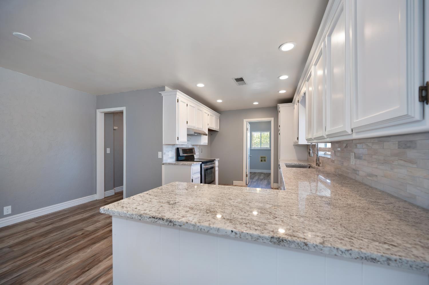 Biggs, California, 95917, United States, 3 Bedrooms Bedrooms, ,2 BathroomsBathrooms,Residential,For Sale,1933652