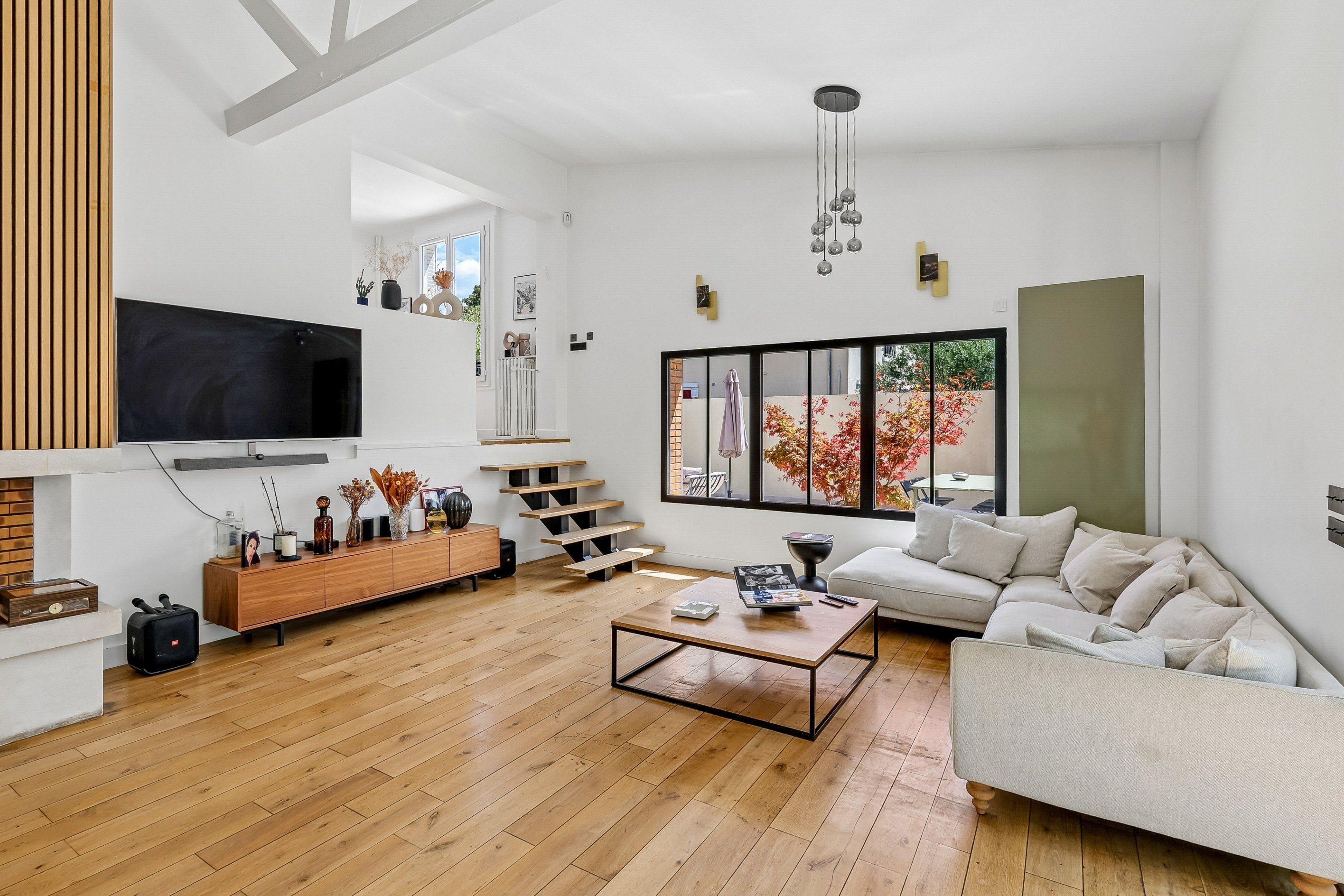  Exceptional Fully Renovated Residence – Just Steps from the Marne River - 物件實景