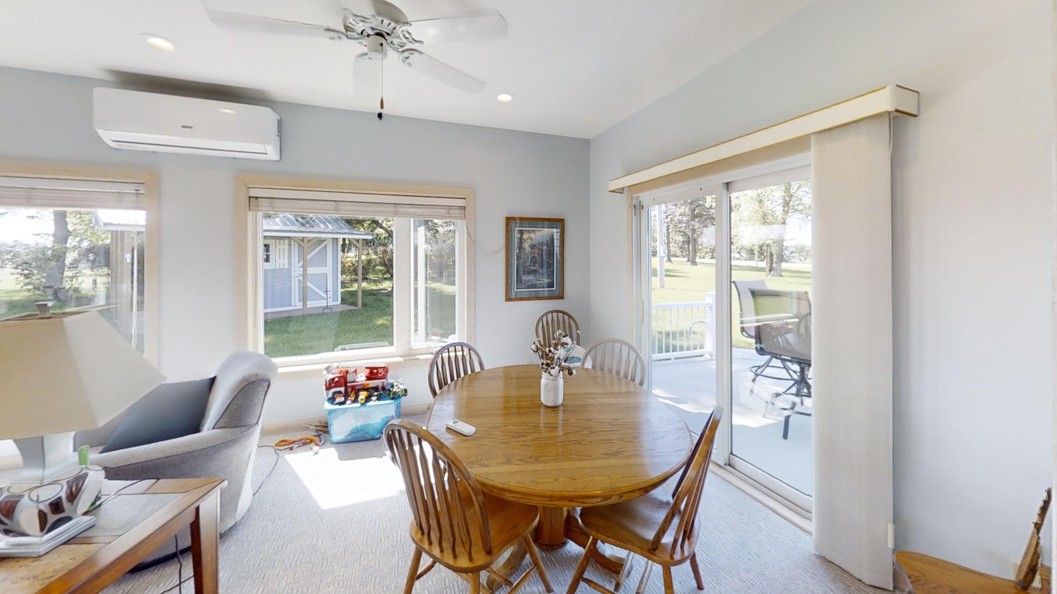 Alden, Minnesota, 56009, United States, 4 Bedrooms Bedrooms, ,1 BathroomBathrooms,Residential,For Sale,1920327