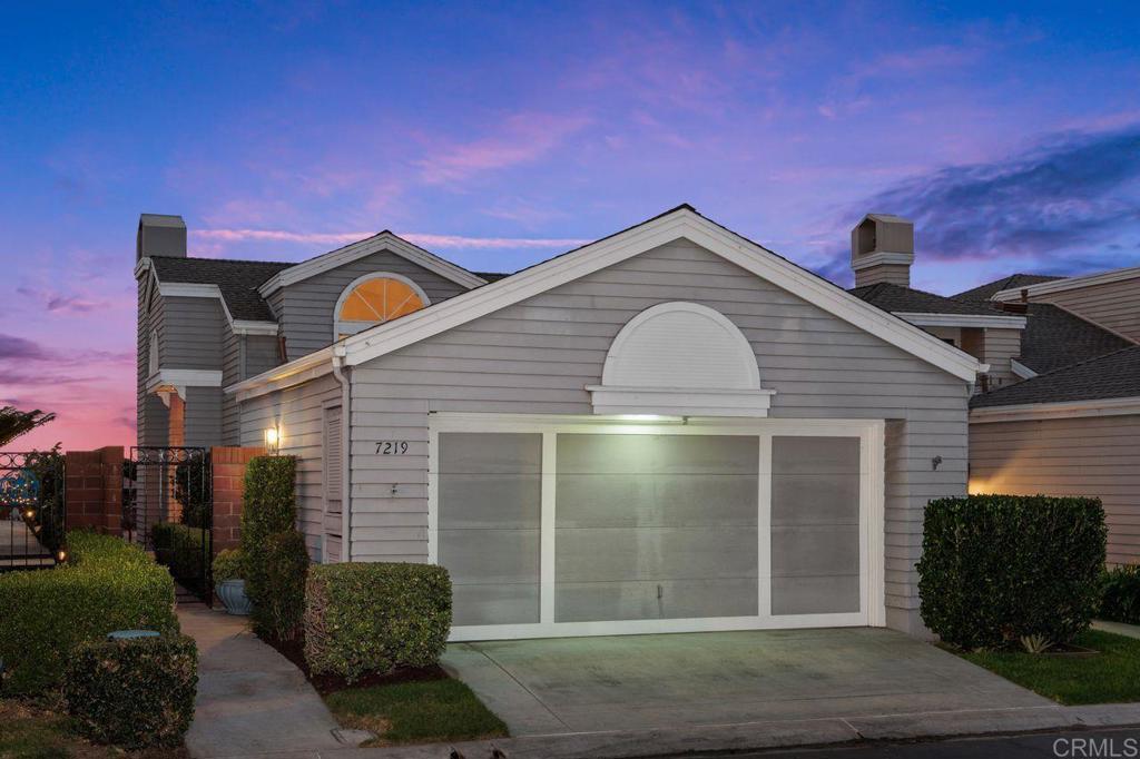 Carlsbad, California, 92011, United States, 3 Bedrooms Bedrooms, ,2 BathroomsBathrooms,Residential,For Sale,1941594