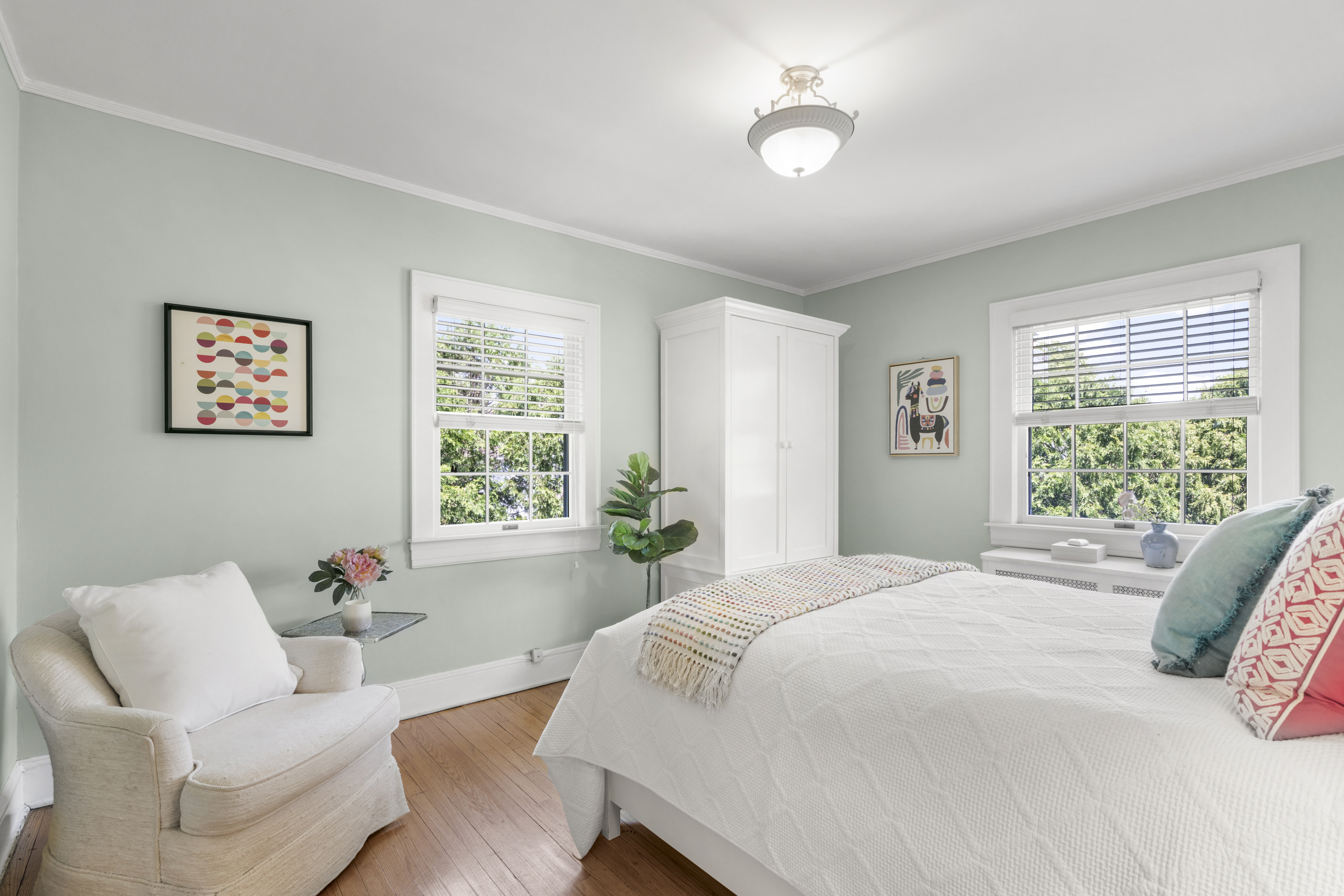  Idyllic Larchmont Village Colonial - 物件實景