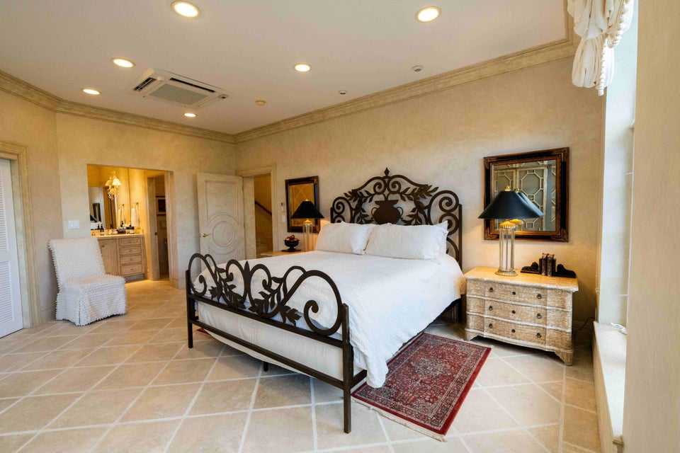 St. Croix, VI, 00820, VI, 7 Bedrooms Bedrooms, ,7 BathroomsBathrooms,Residential,For Sale,1690781