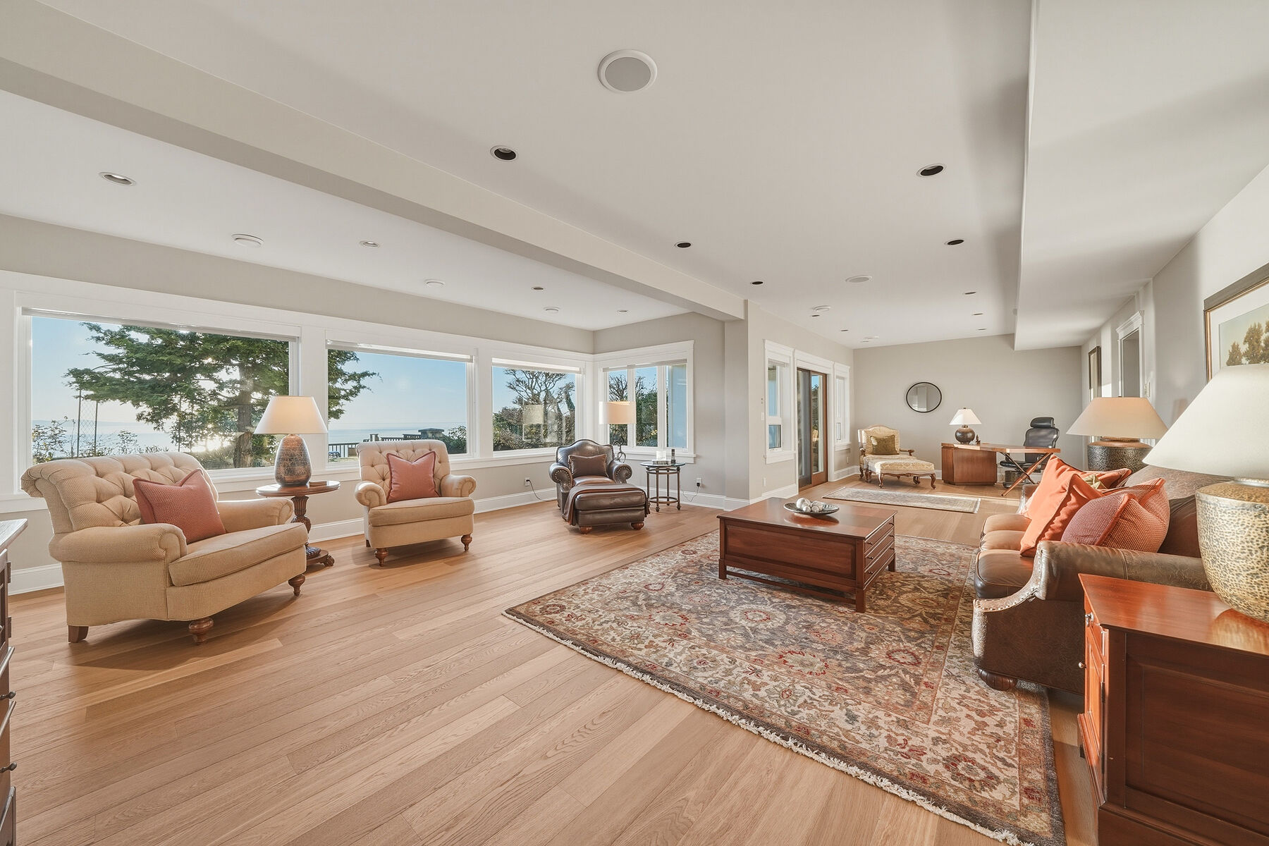  West Coast Oceanfront Home - 物件實景