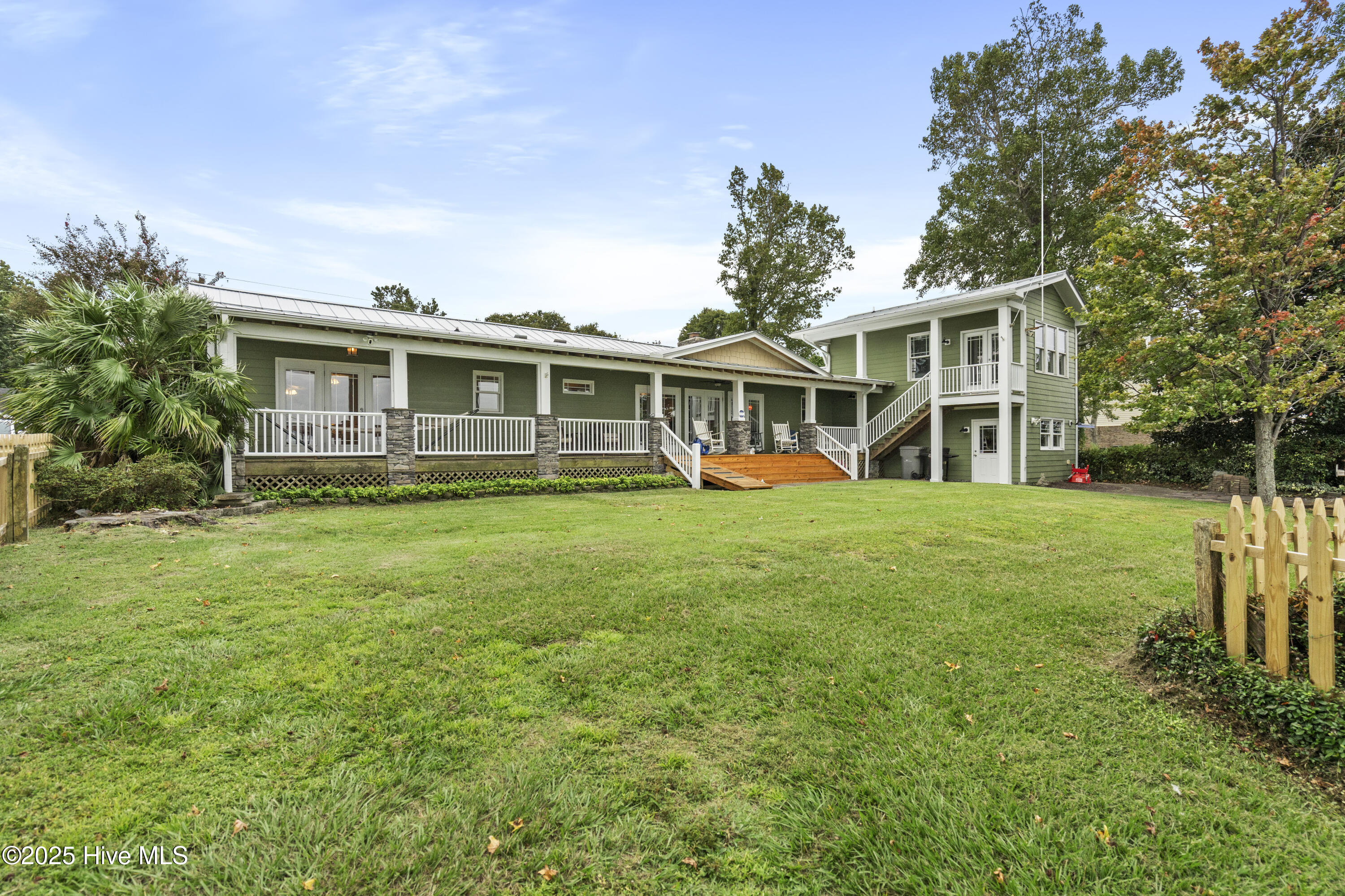 Sneads Ferry, North Carolina, 28460, United States, 4 Bedrooms Bedrooms, ,3 BathroomsBathrooms,Residential,For Sale,1947068