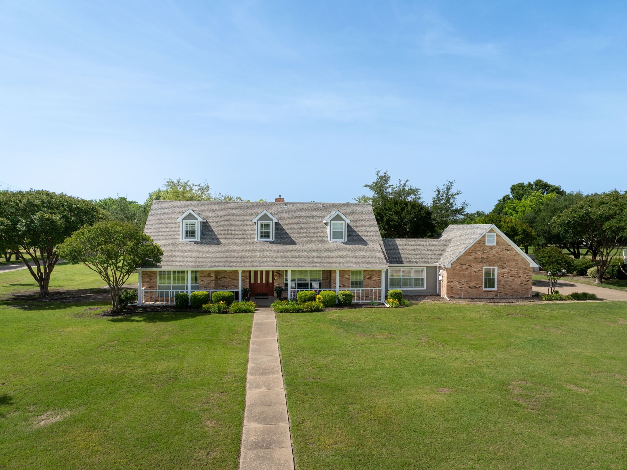 Heath, Texas, 75032, United States, 4 Bedrooms Bedrooms, ,3 BathroomsBathrooms,Residential,For Sale,1817518