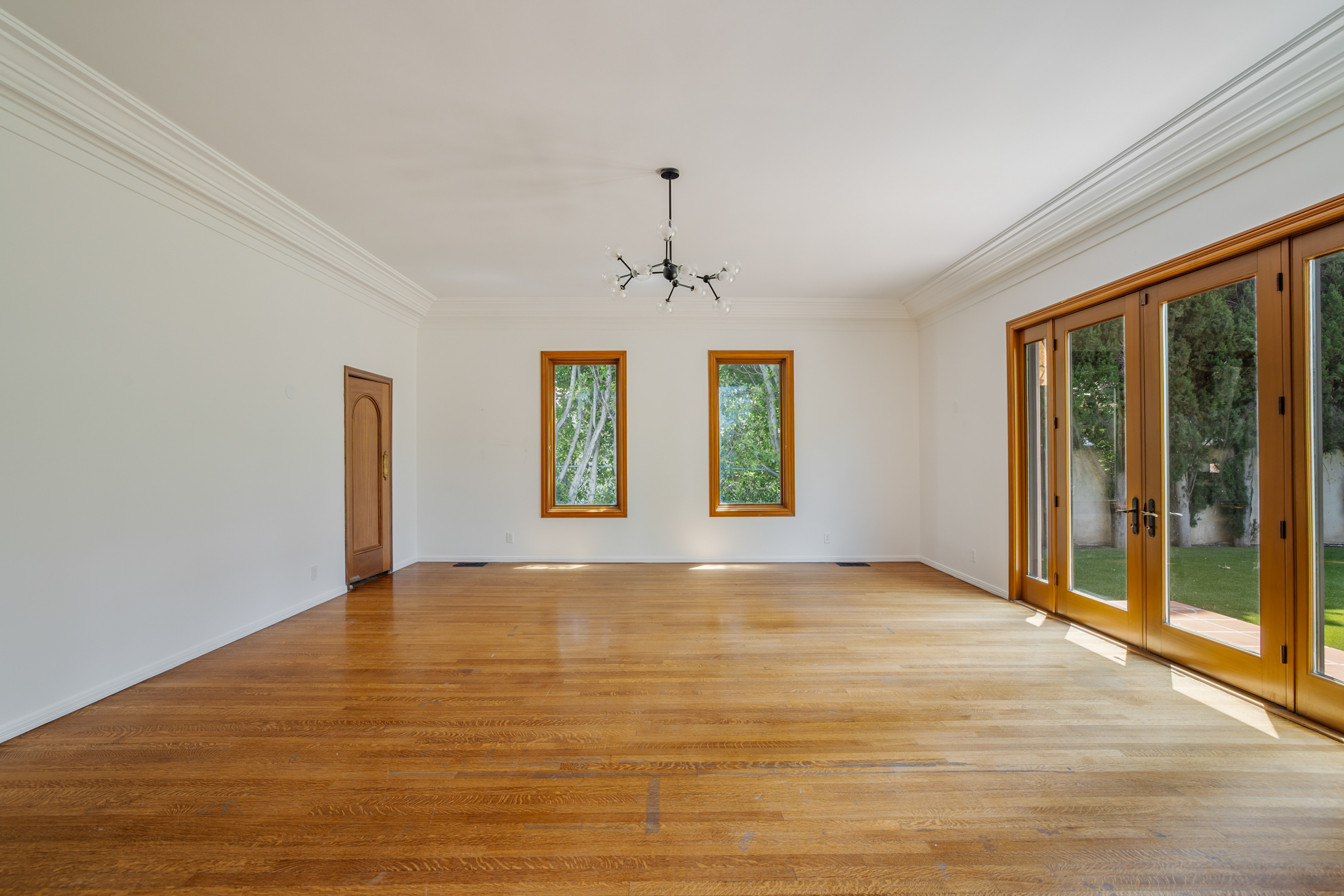  11159 La Maida St - 物件實景