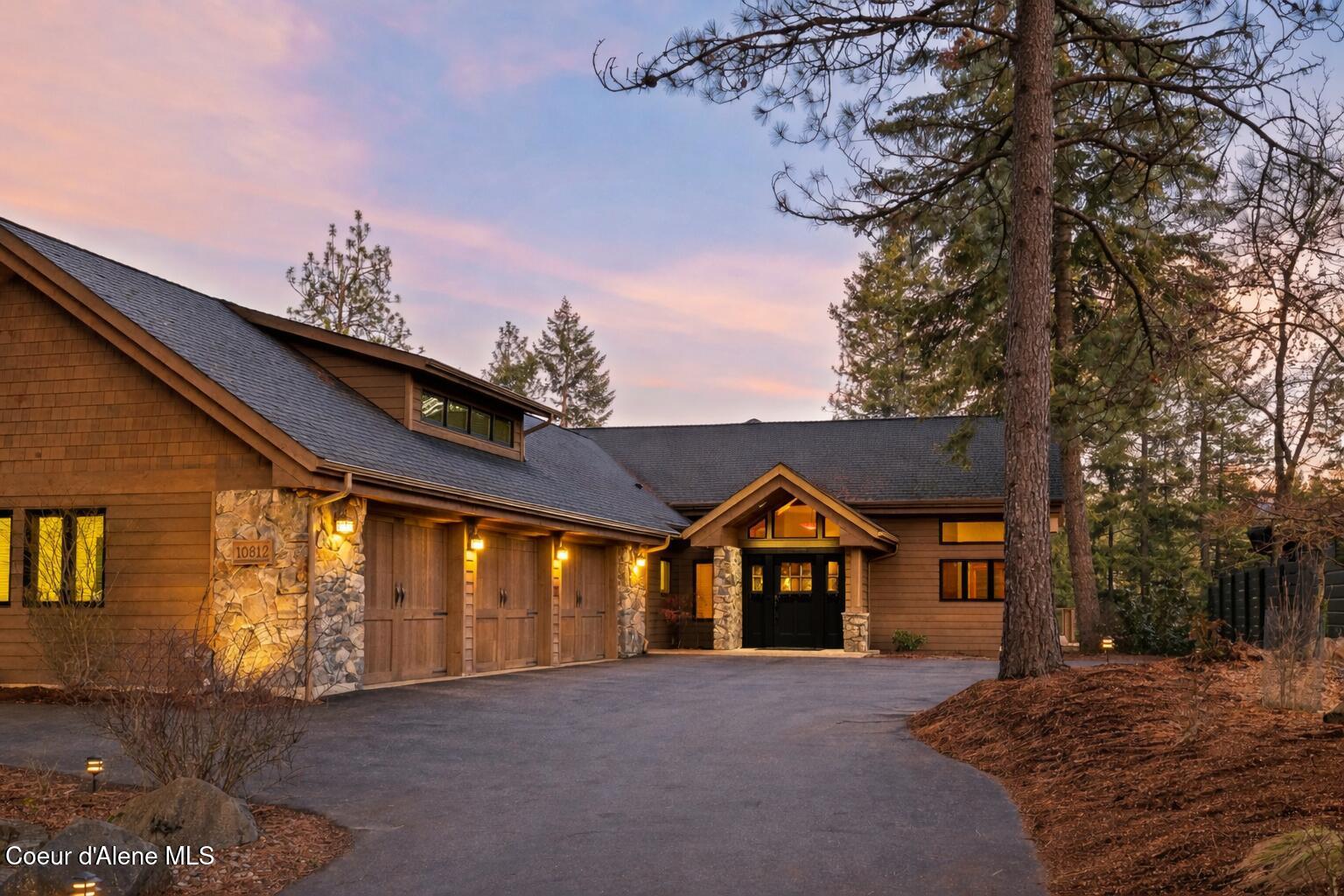 Lakeview Dr, Hayden, ID 83835